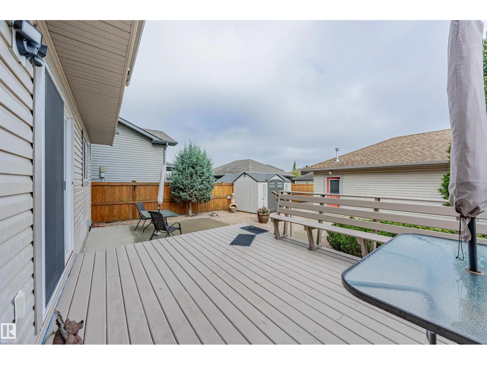19 CLEARWATER LN