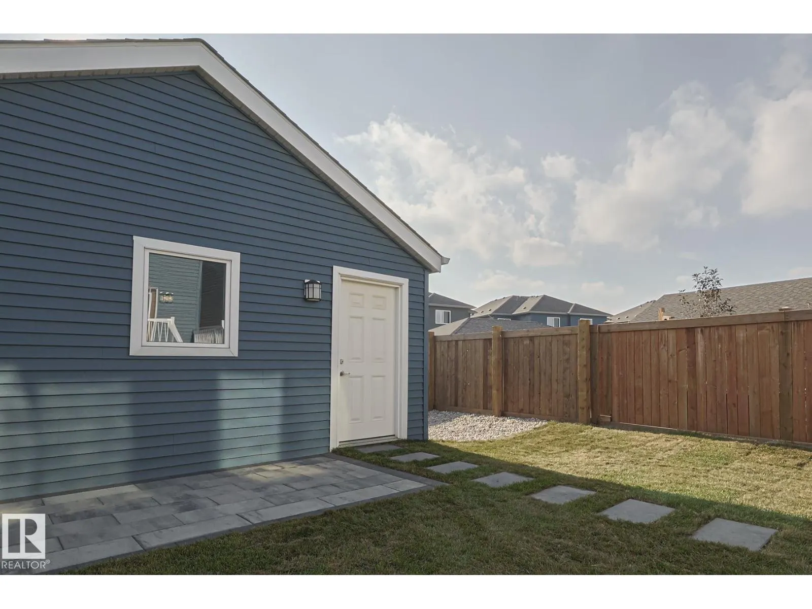 1653 PLUM CIRCLE CI SW