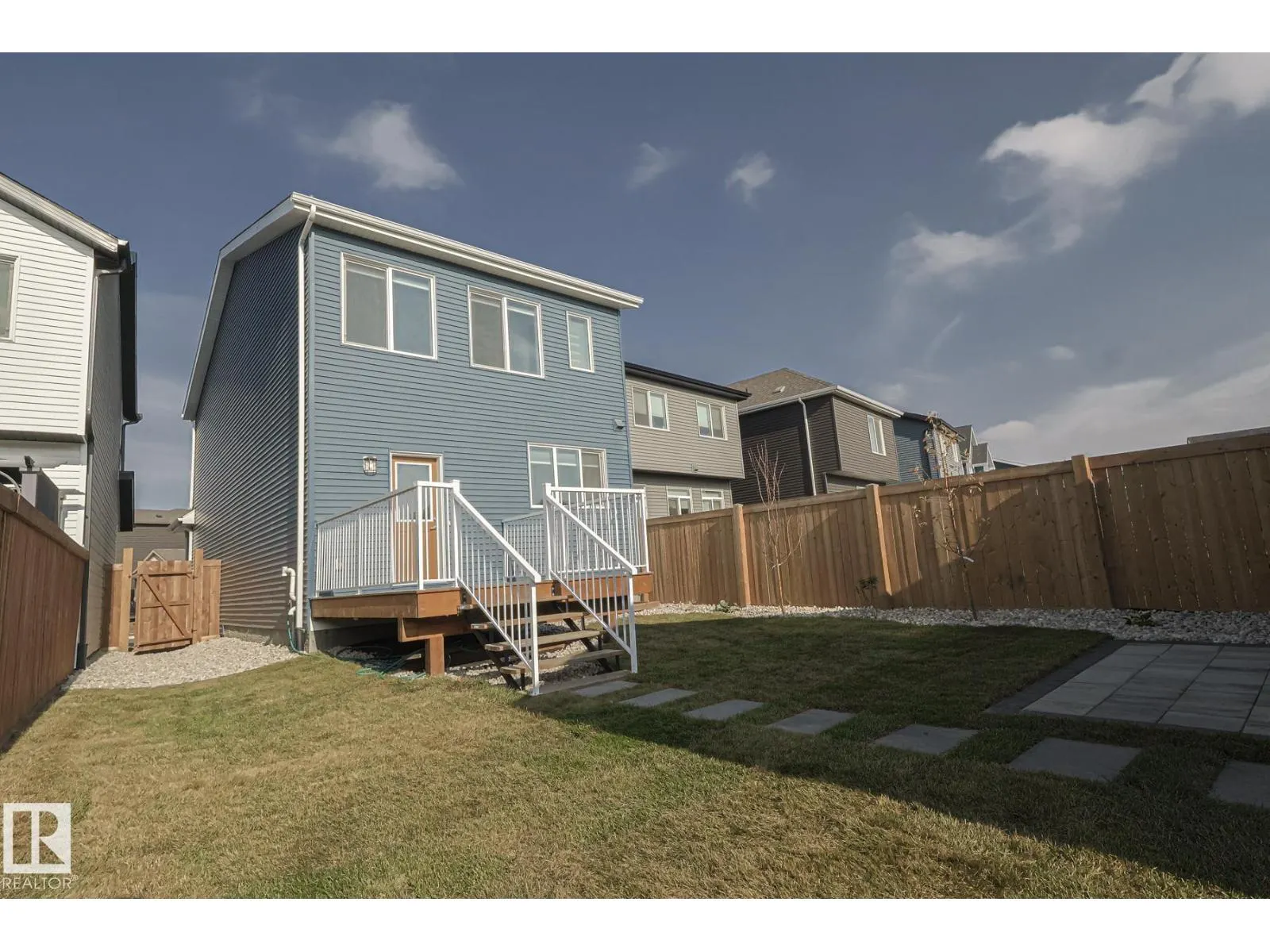 1653 PLUM CIRCLE CI SW