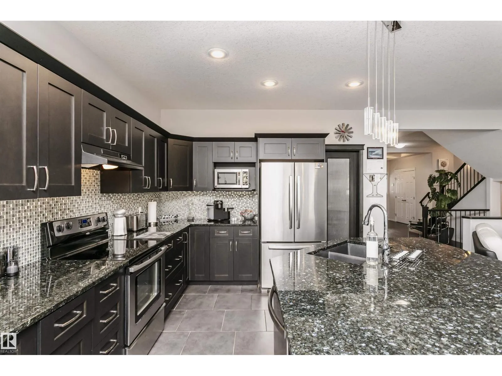 12936 201 ST NW