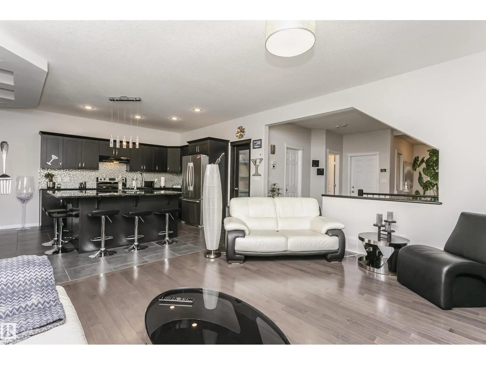 12936 201 ST NW