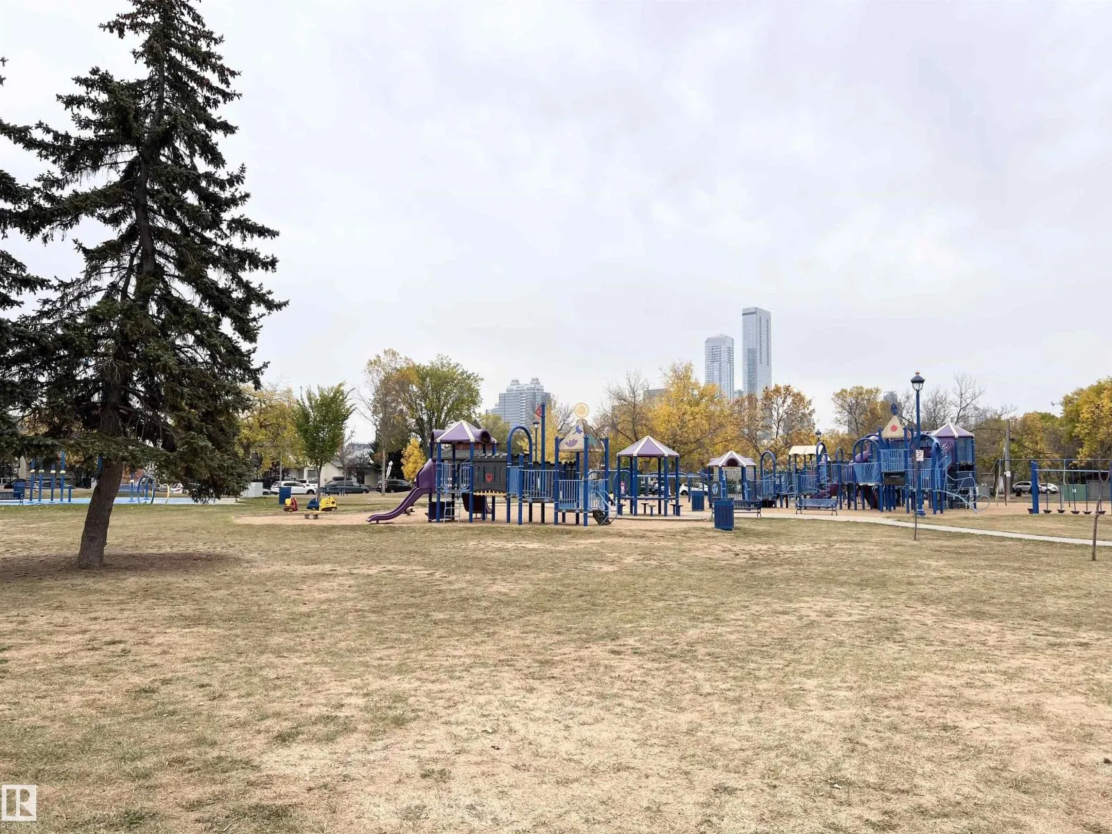 #19 10909 106 ST NW NW