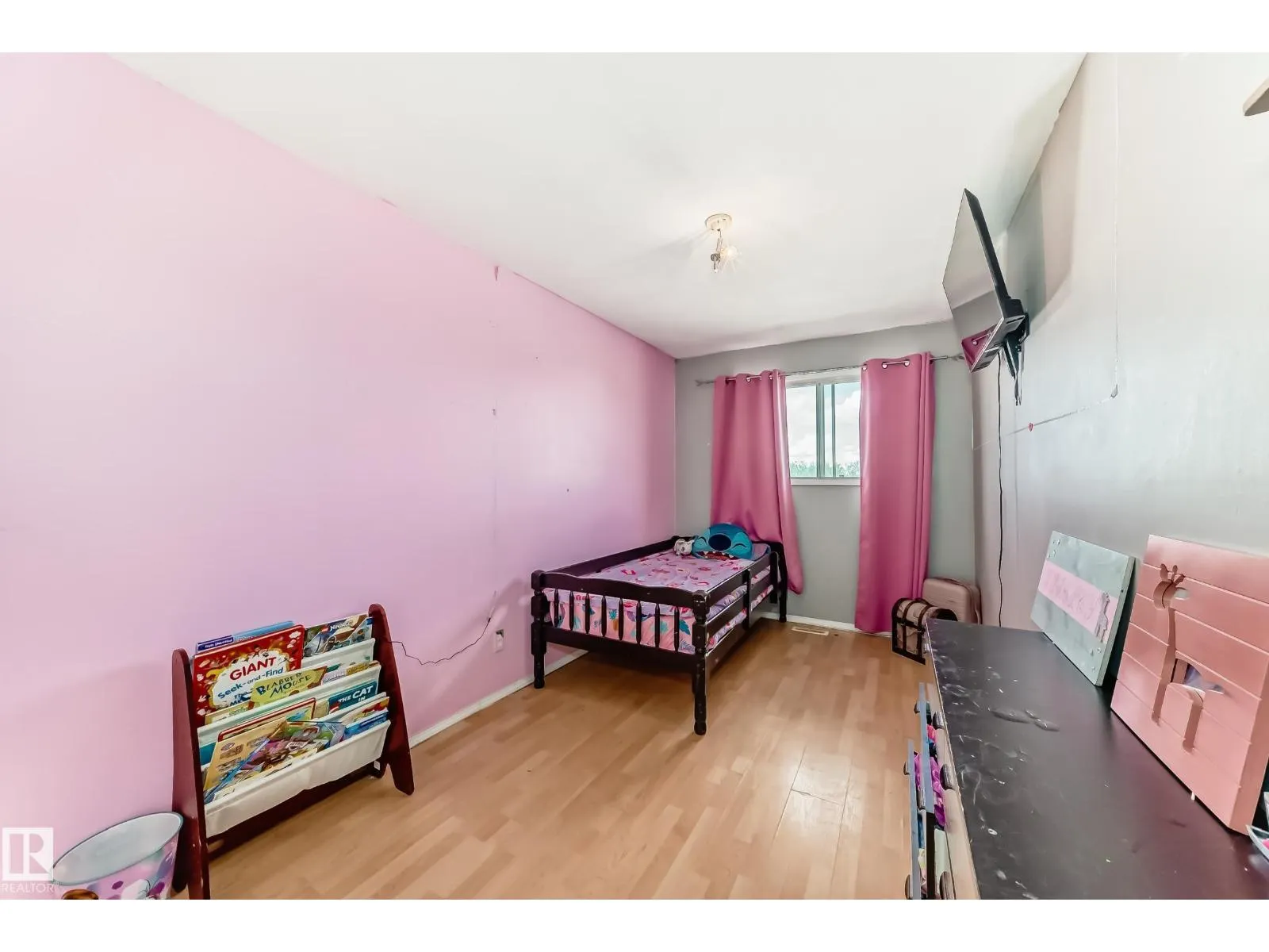 5044 45 ST