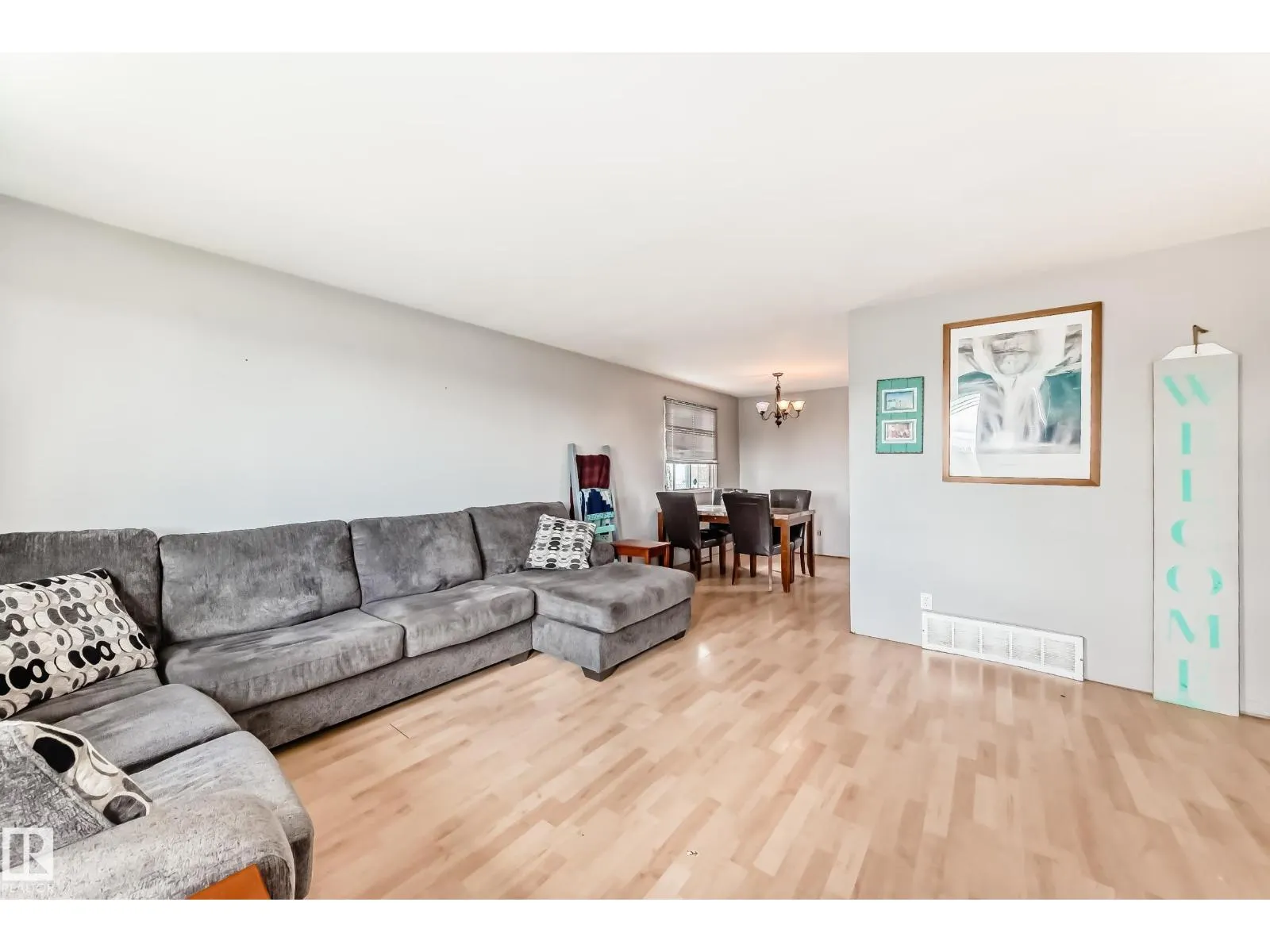 5044 45 ST