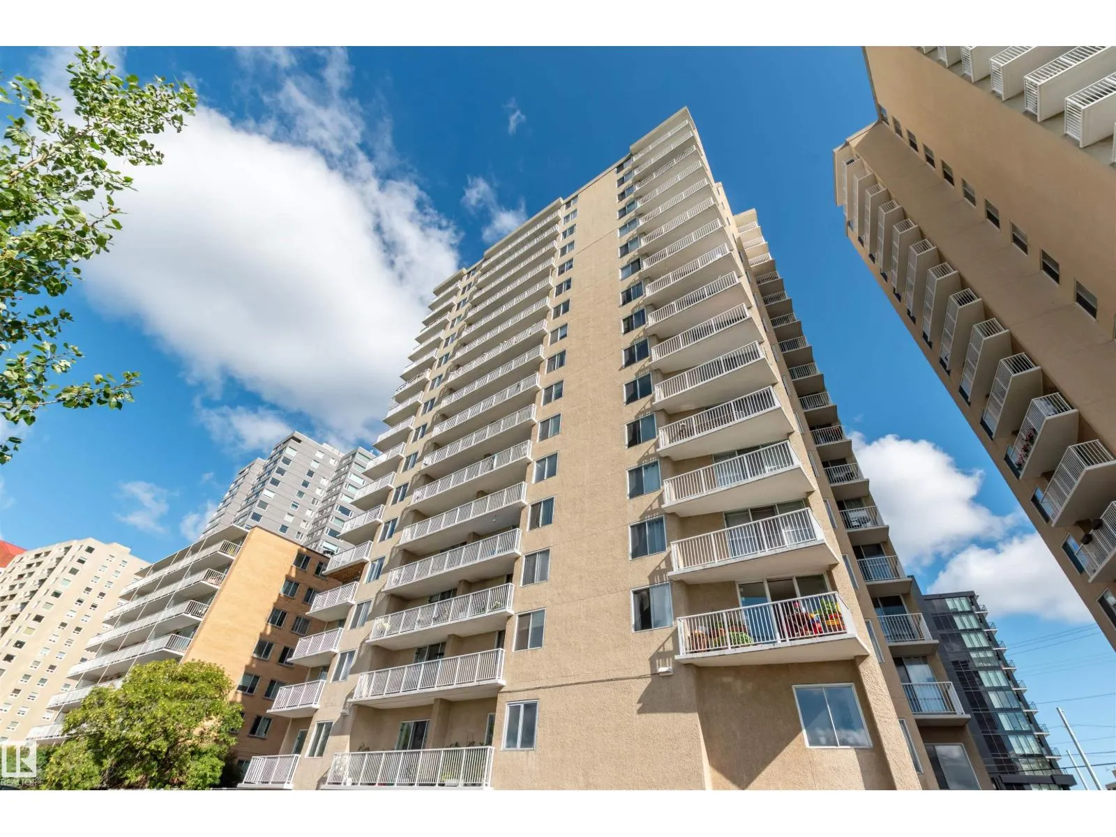 #801 12141 Jasper AV NW