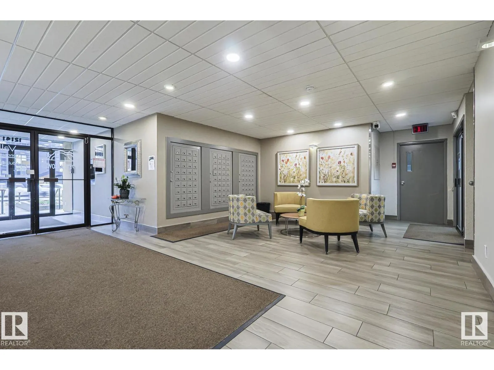 #801 12141 Jasper AV NW