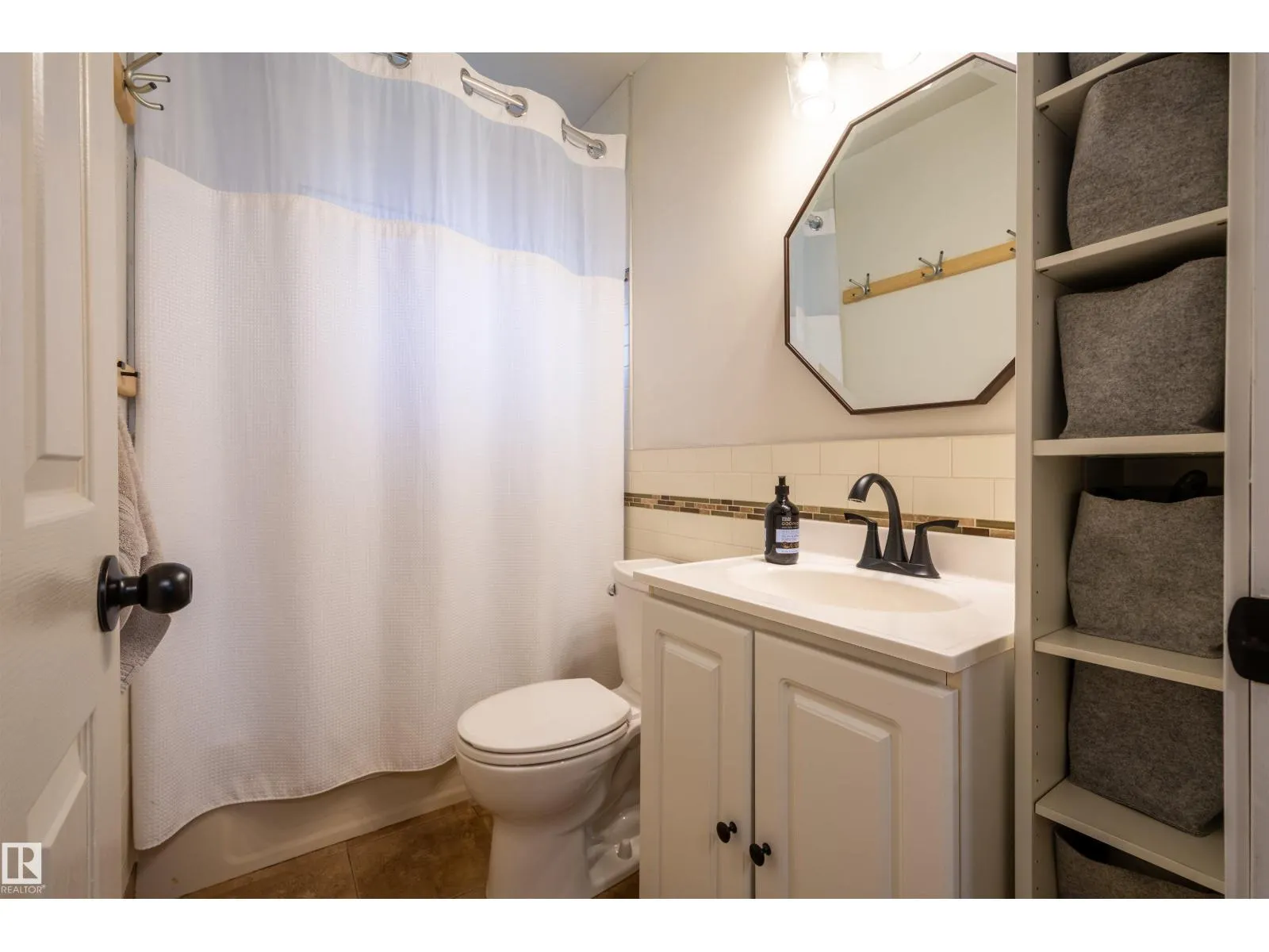 10455 163 ST NW