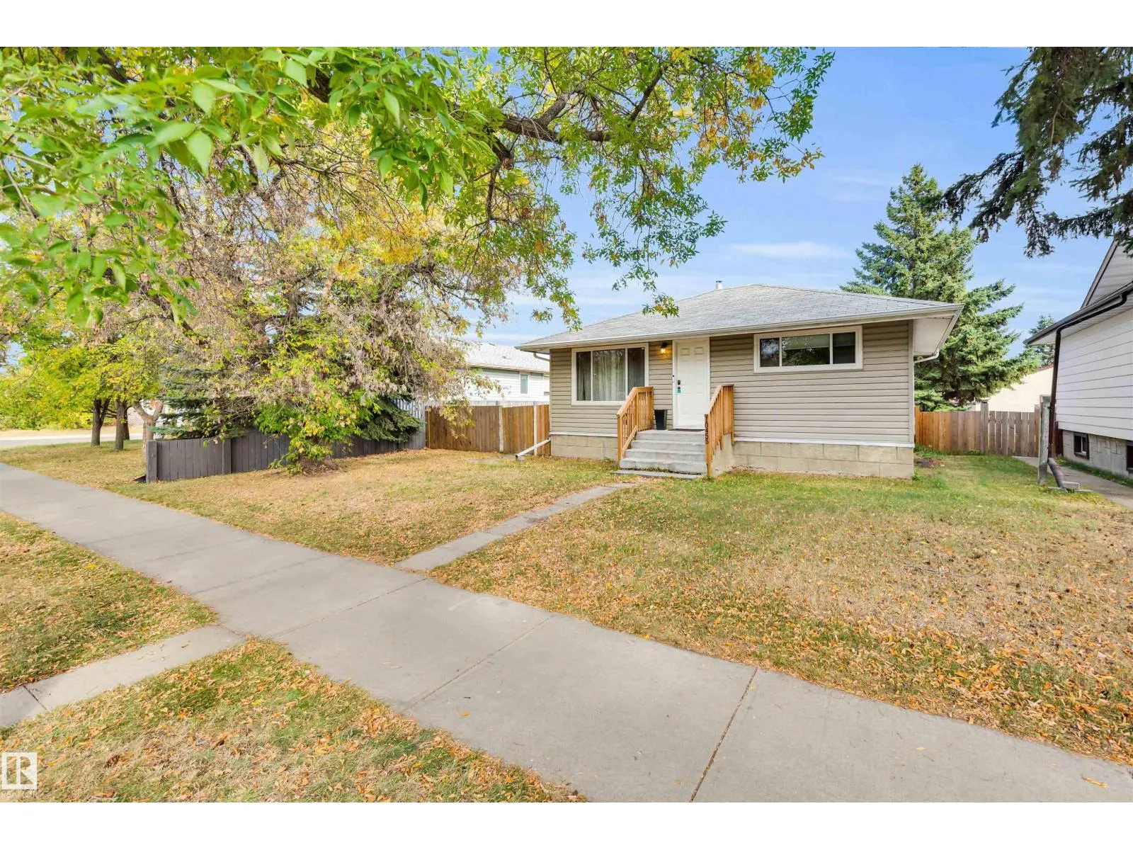 10455 163 ST NW