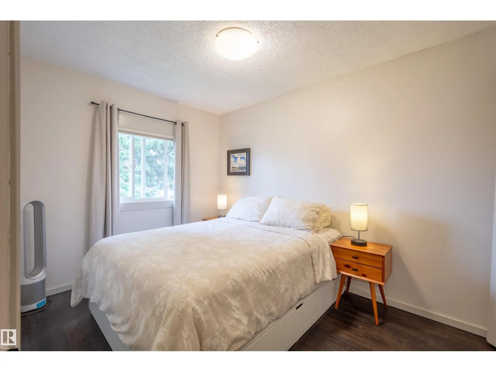 10455 163 ST NW