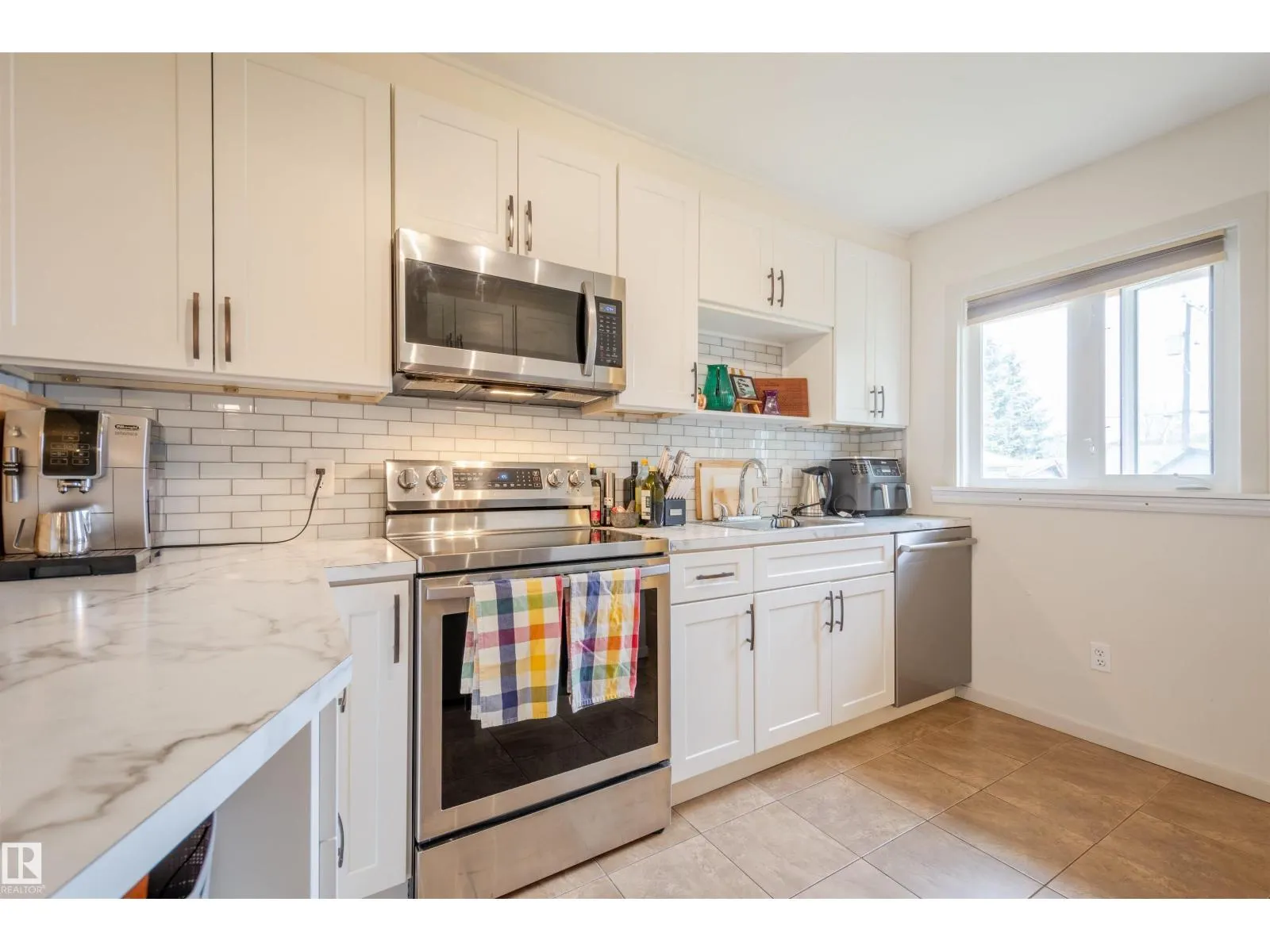 10455 163 ST NW