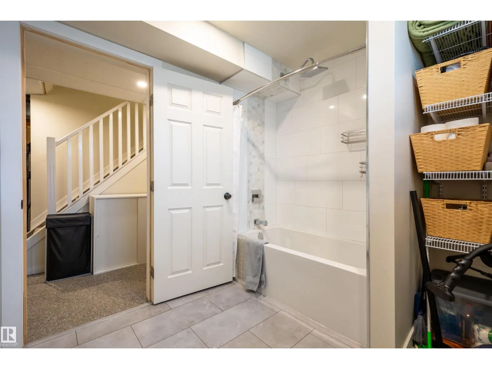 10455 163 ST NW