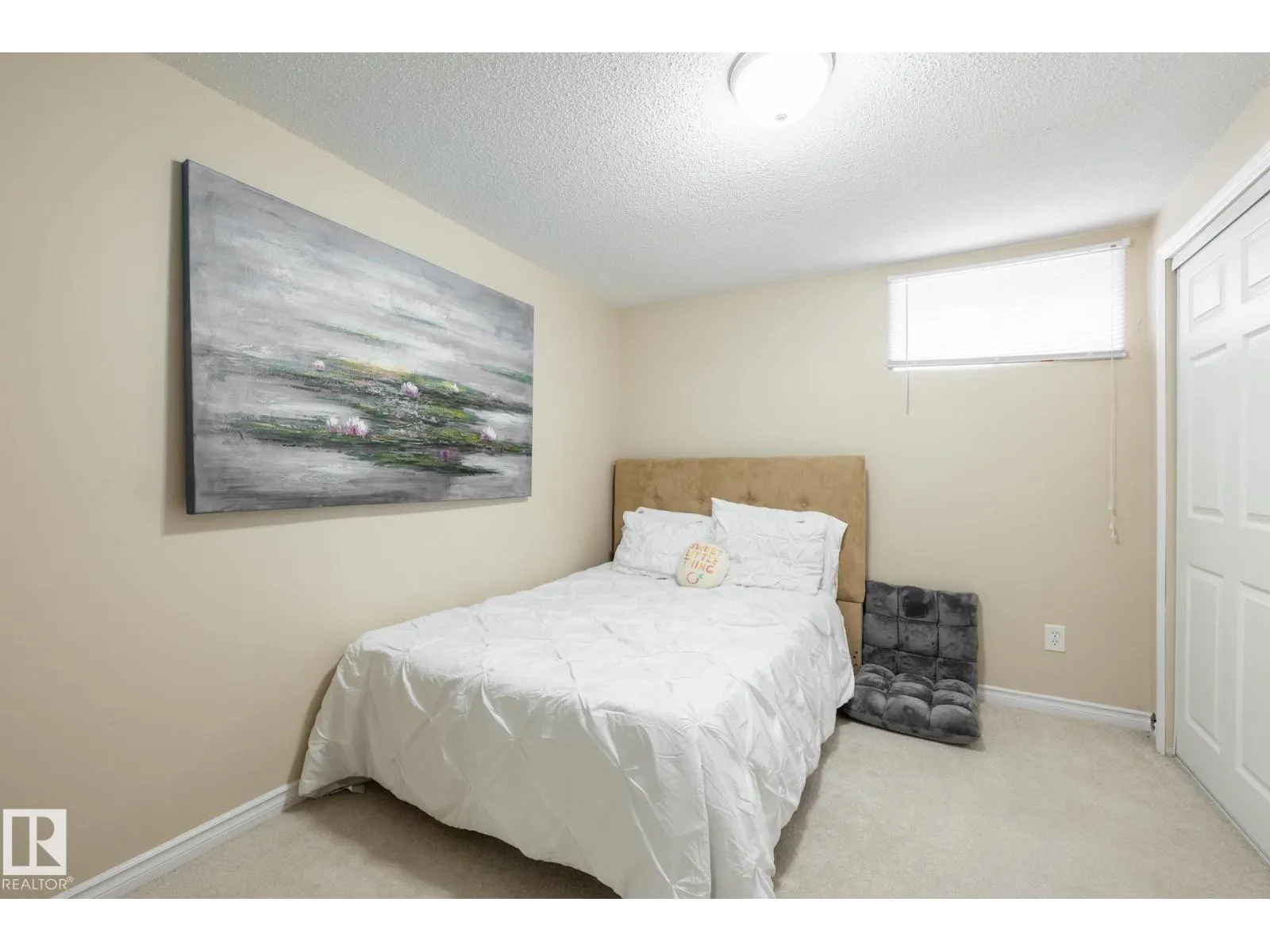 15707 92 AV NW