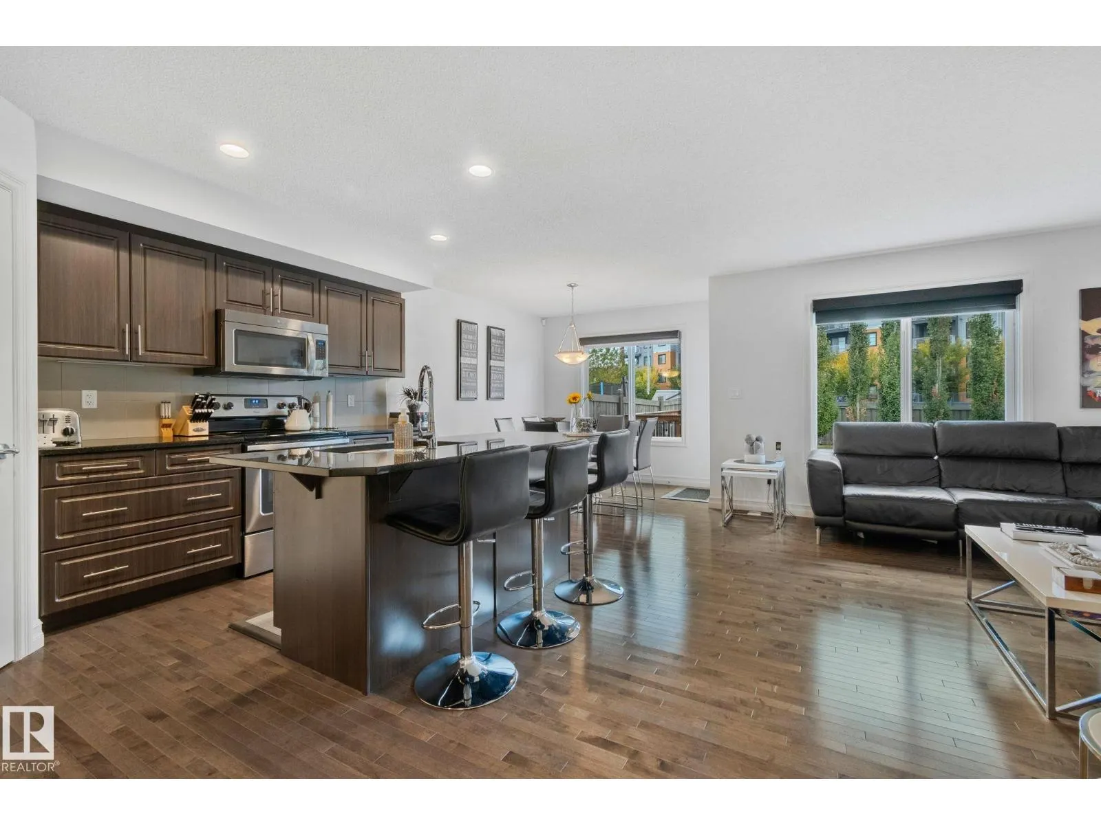 13410 166 AV NW NW