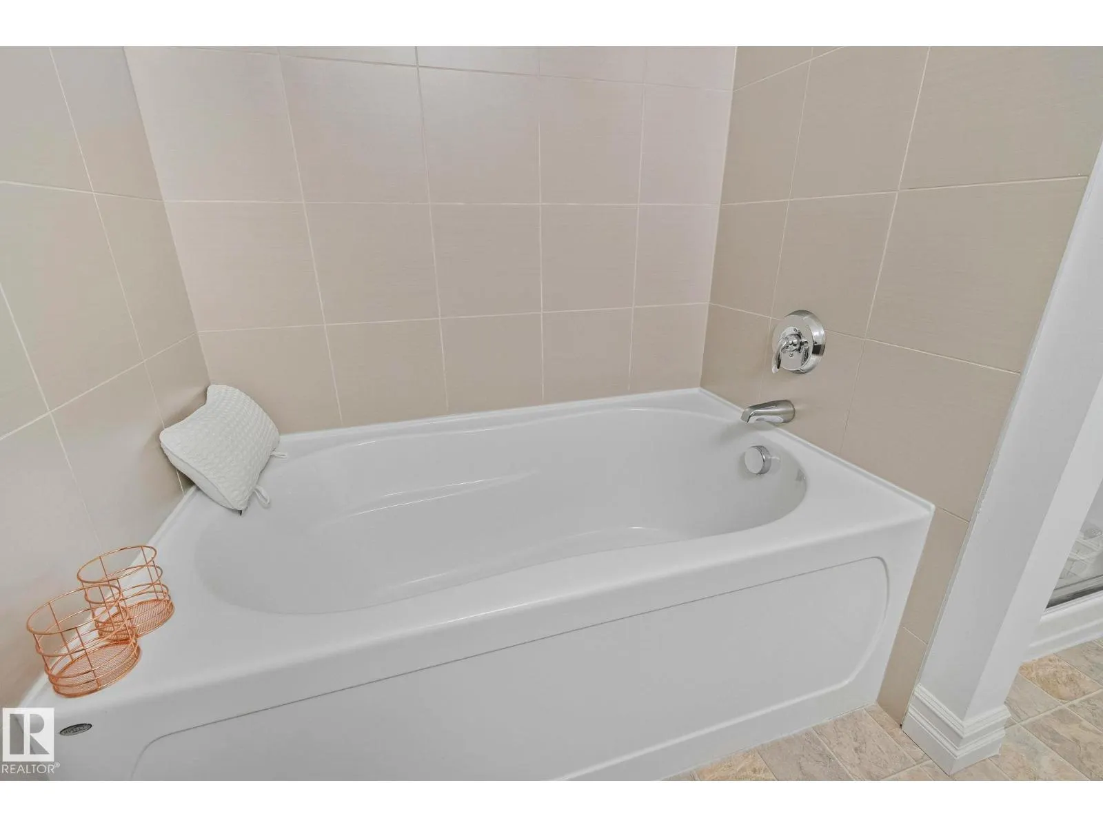 13410 166 AV NW NW