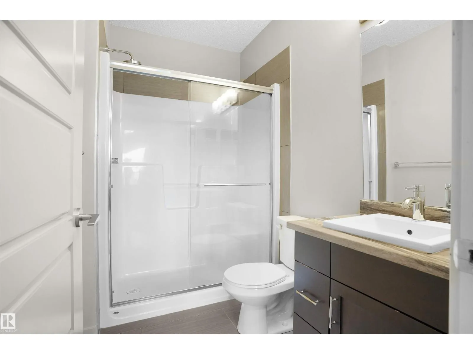 #304 320 AMBLESIDE LINK LI SW SW