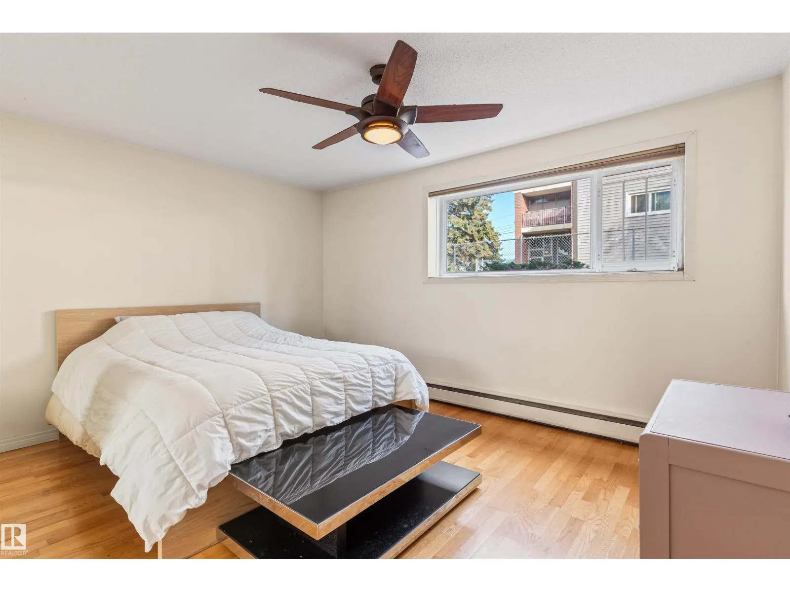 #104 7816 106 AV NW