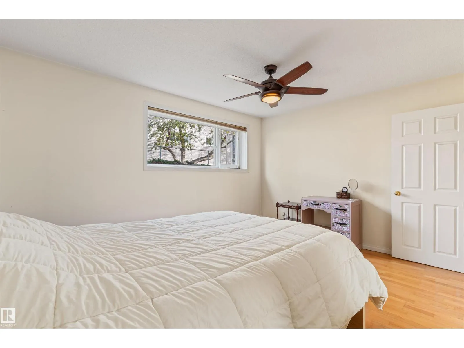 #104 7816 106 AV NW
