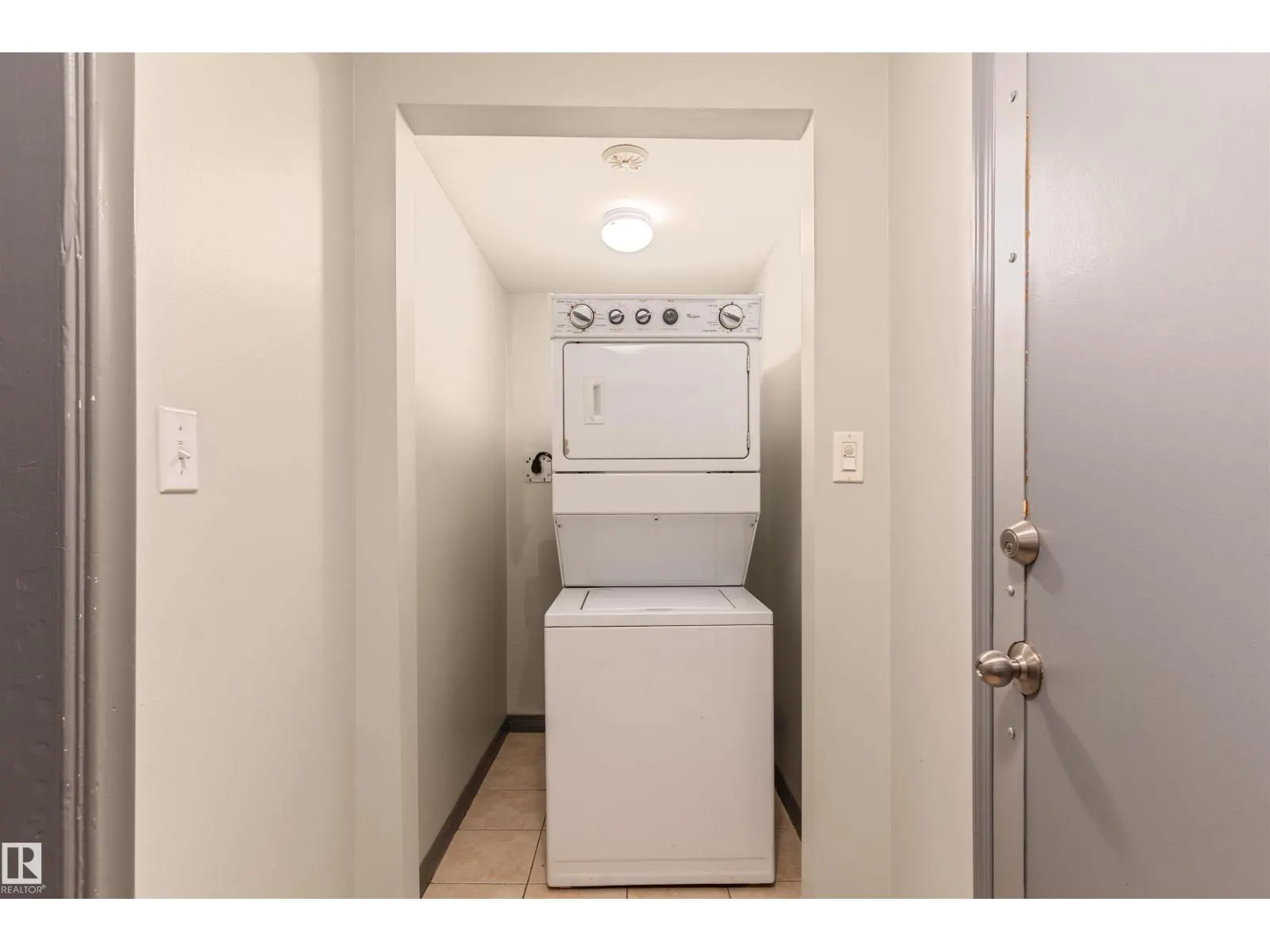 #104 7816 106 AV NW