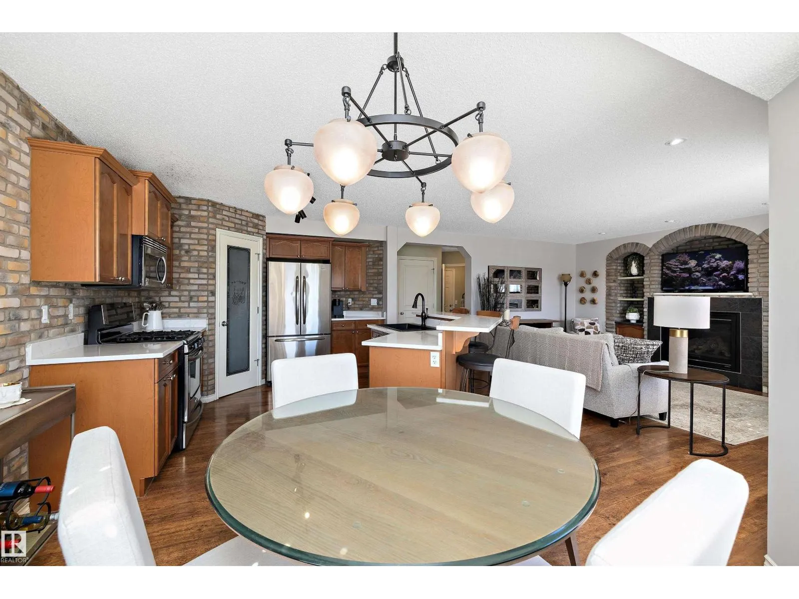 68 GREYSTONE CR