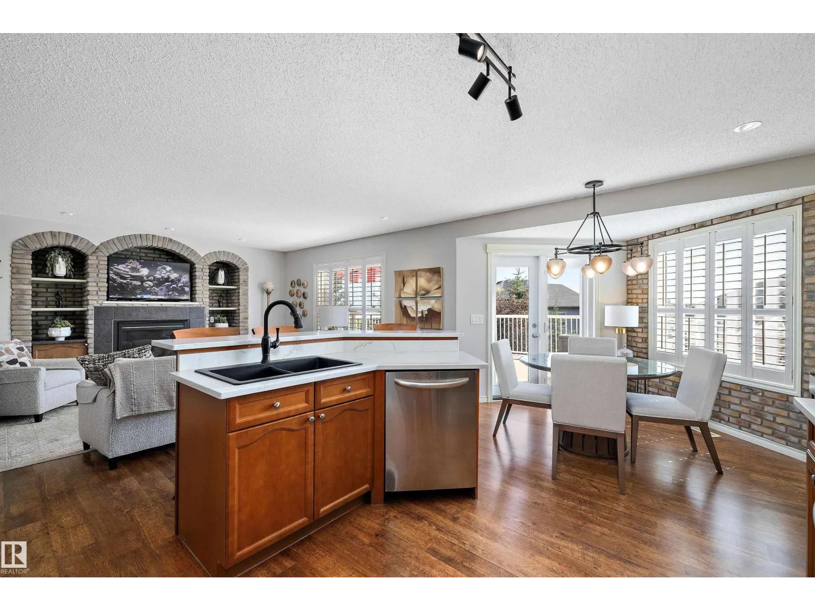 68 GREYSTONE CR