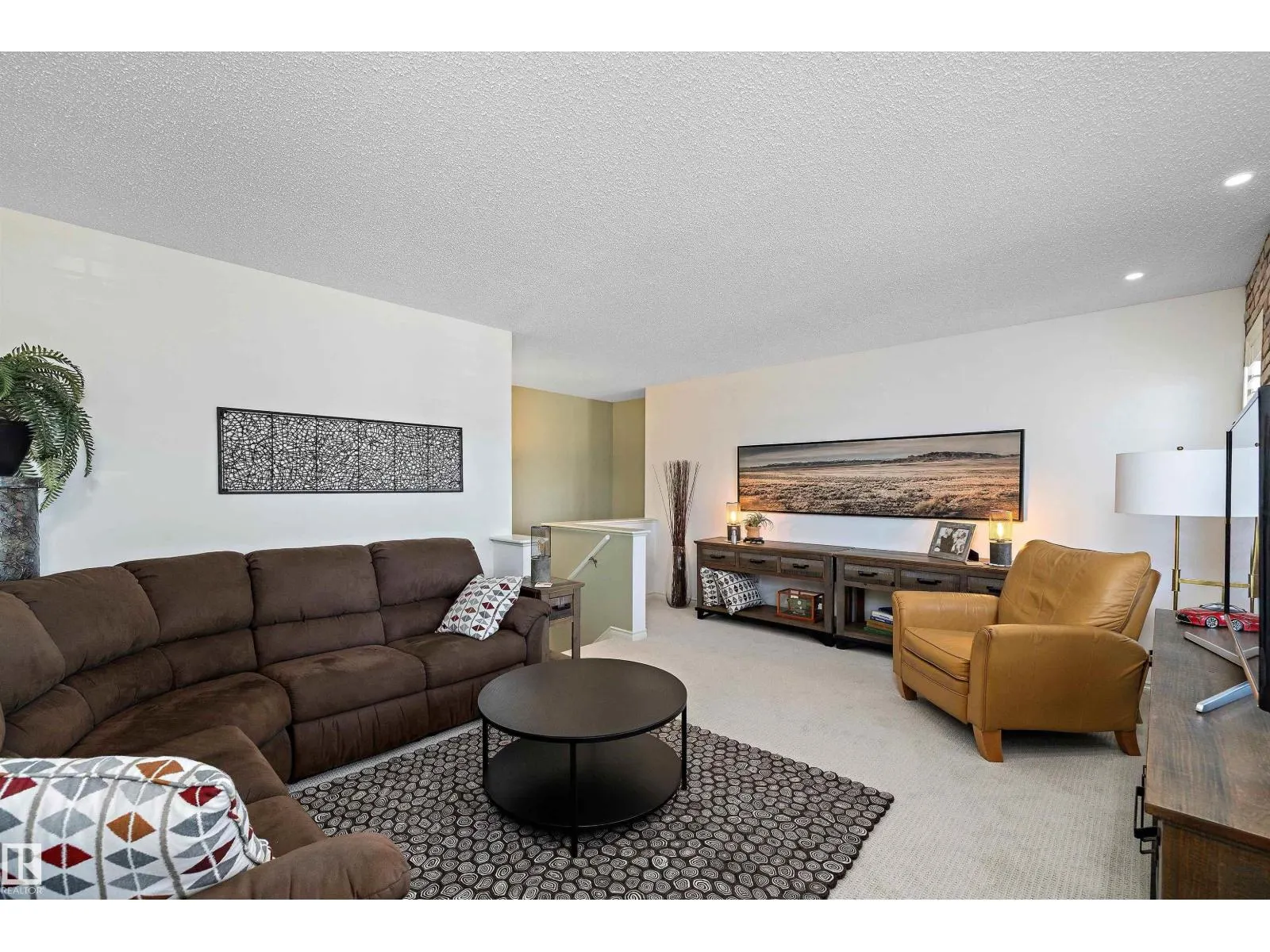 68 GREYSTONE CR