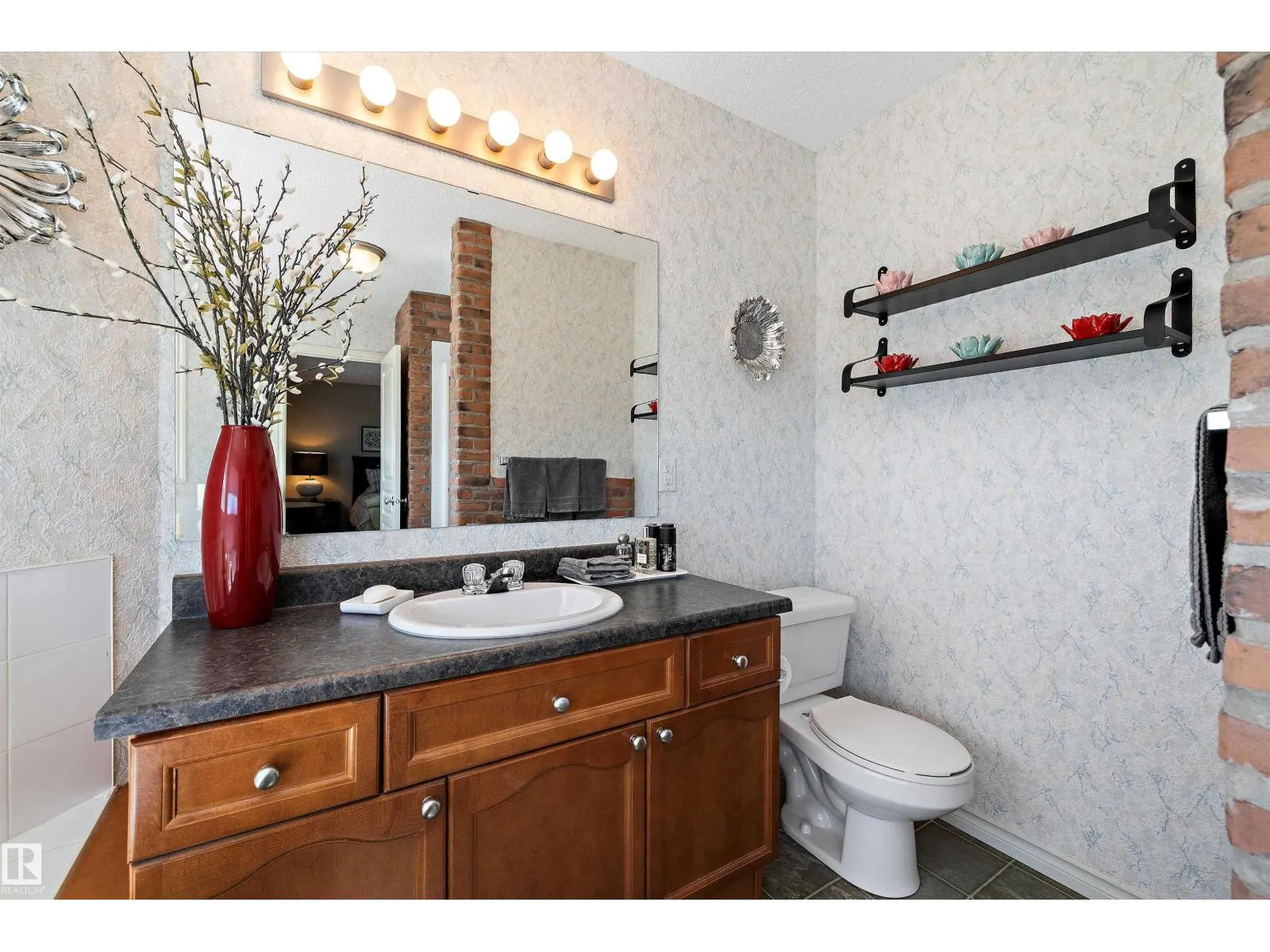 68 GREYSTONE CR