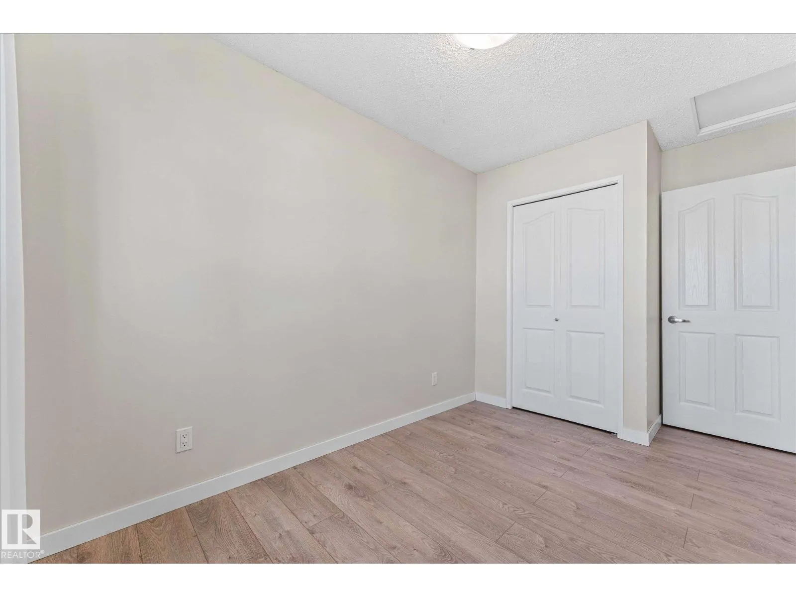 #119 1 ABERDEEN WY