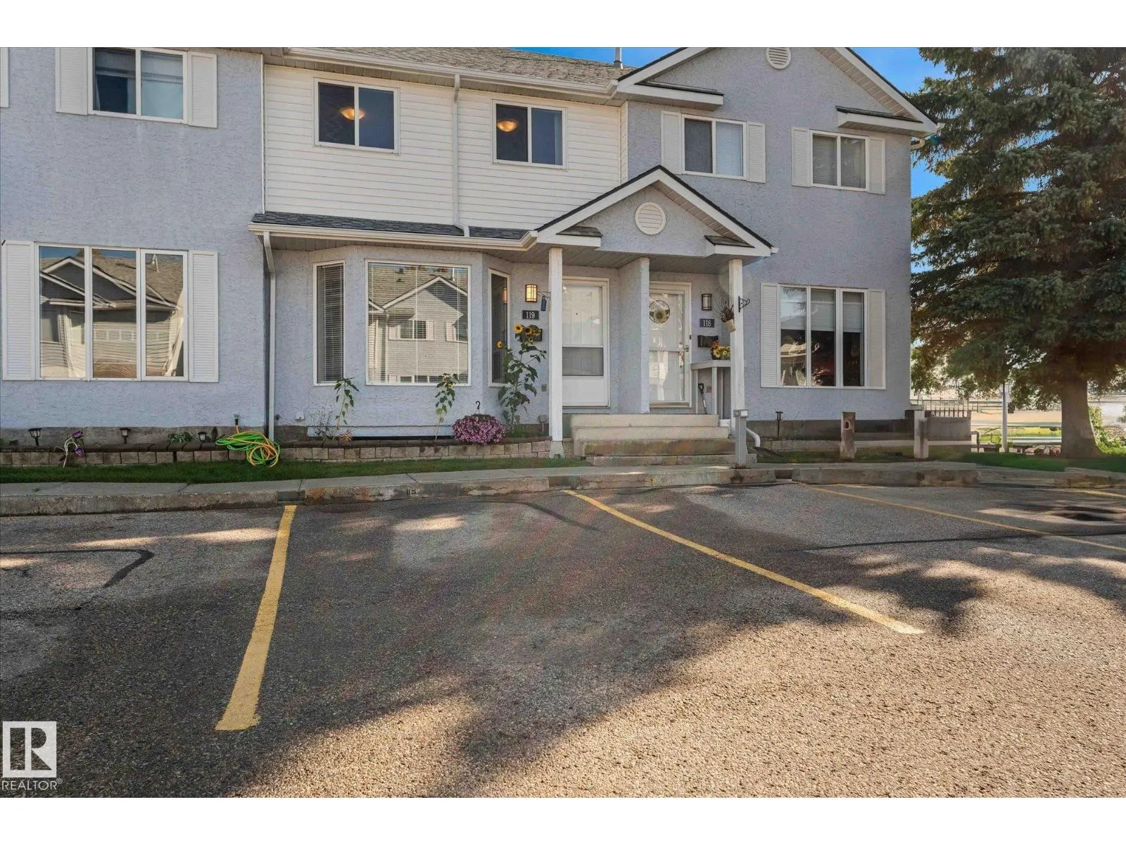 #119 1 ABERDEEN WY