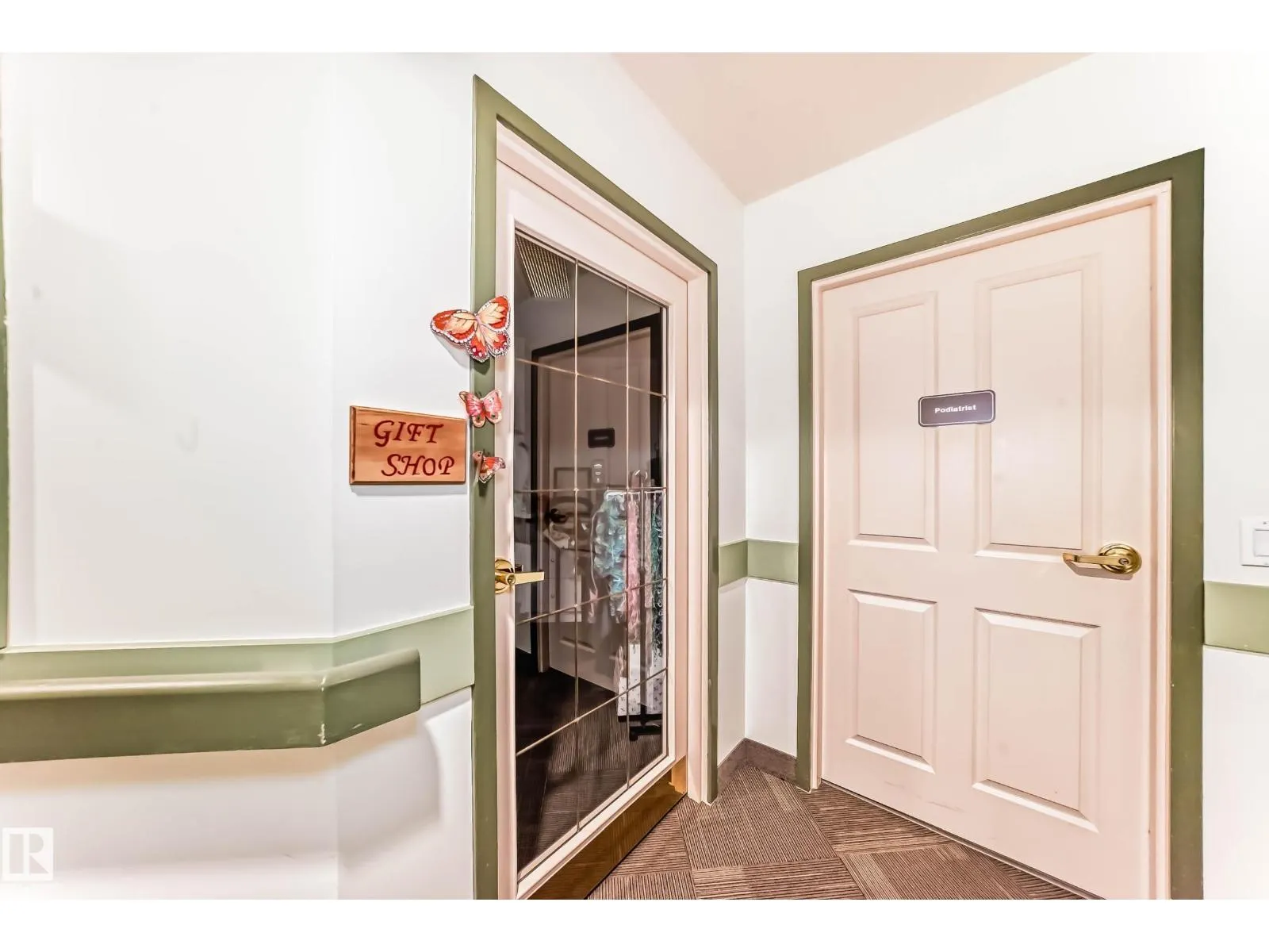 #134 78 MCKENNEY AV
