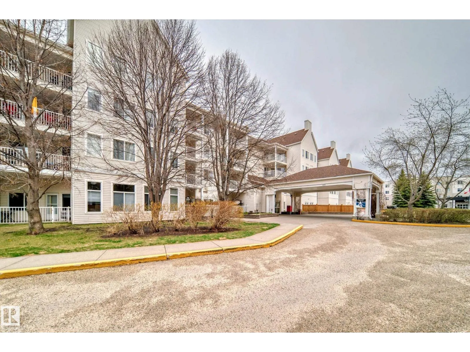 #134 78 MCKENNEY AV
