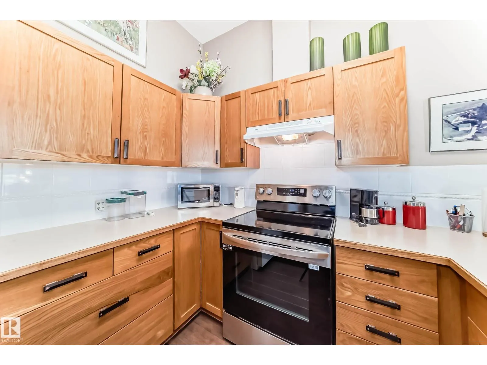 #134 78 MCKENNEY AV