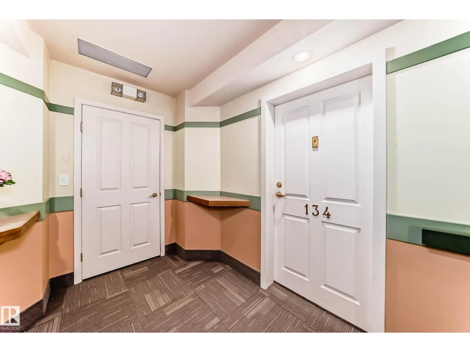 #134 78 MCKENNEY AV
