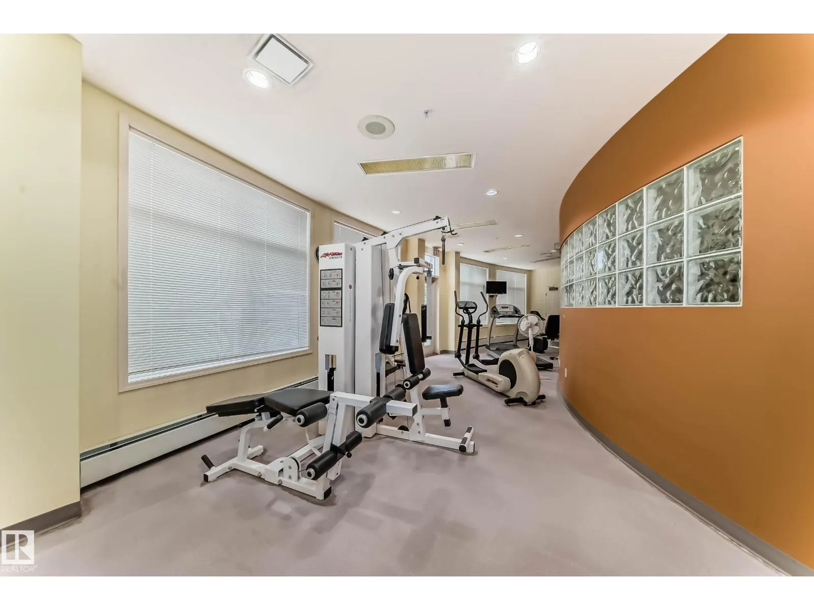 #134 78 MCKENNEY AV