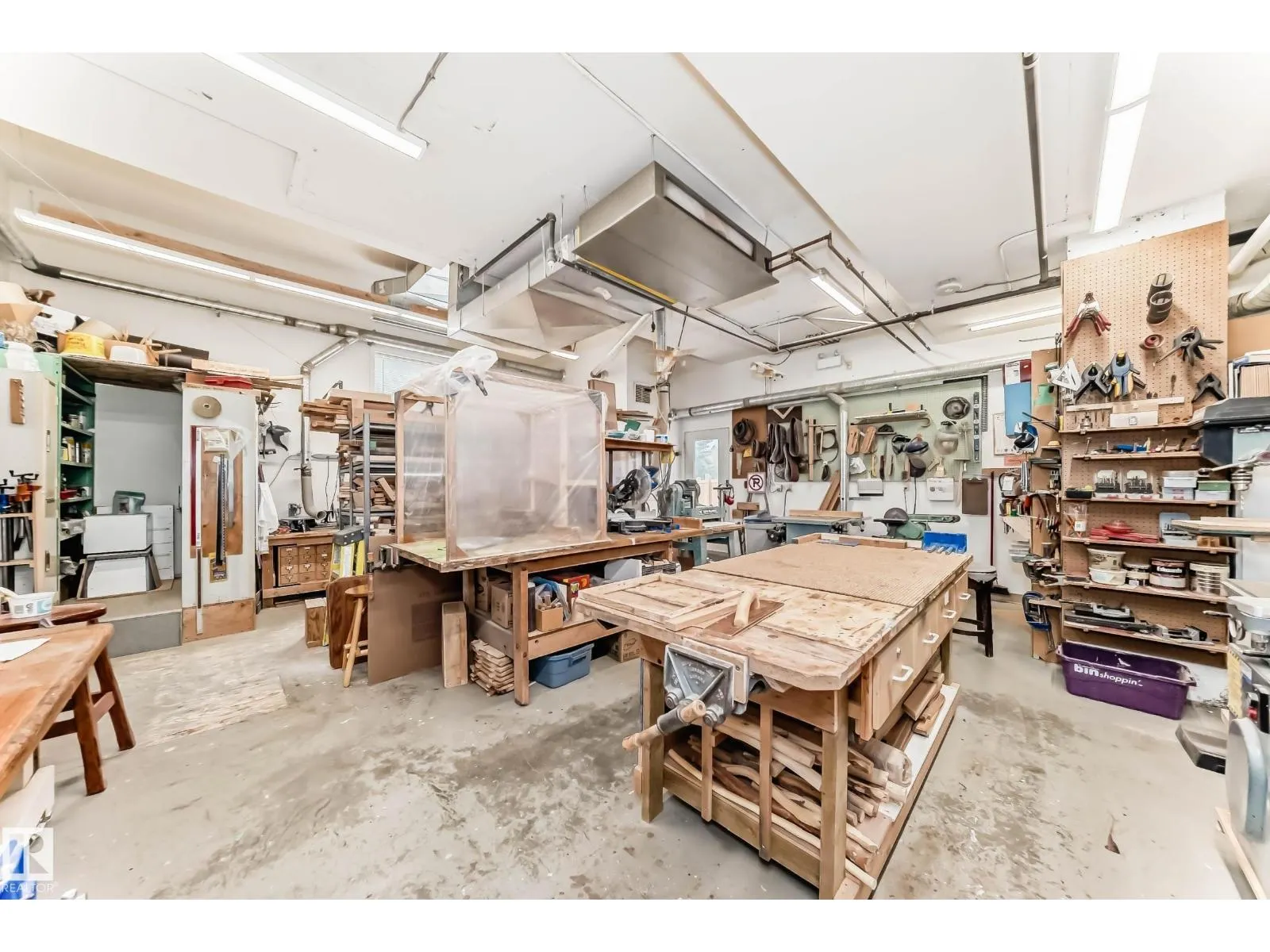 #134 78 MCKENNEY AV