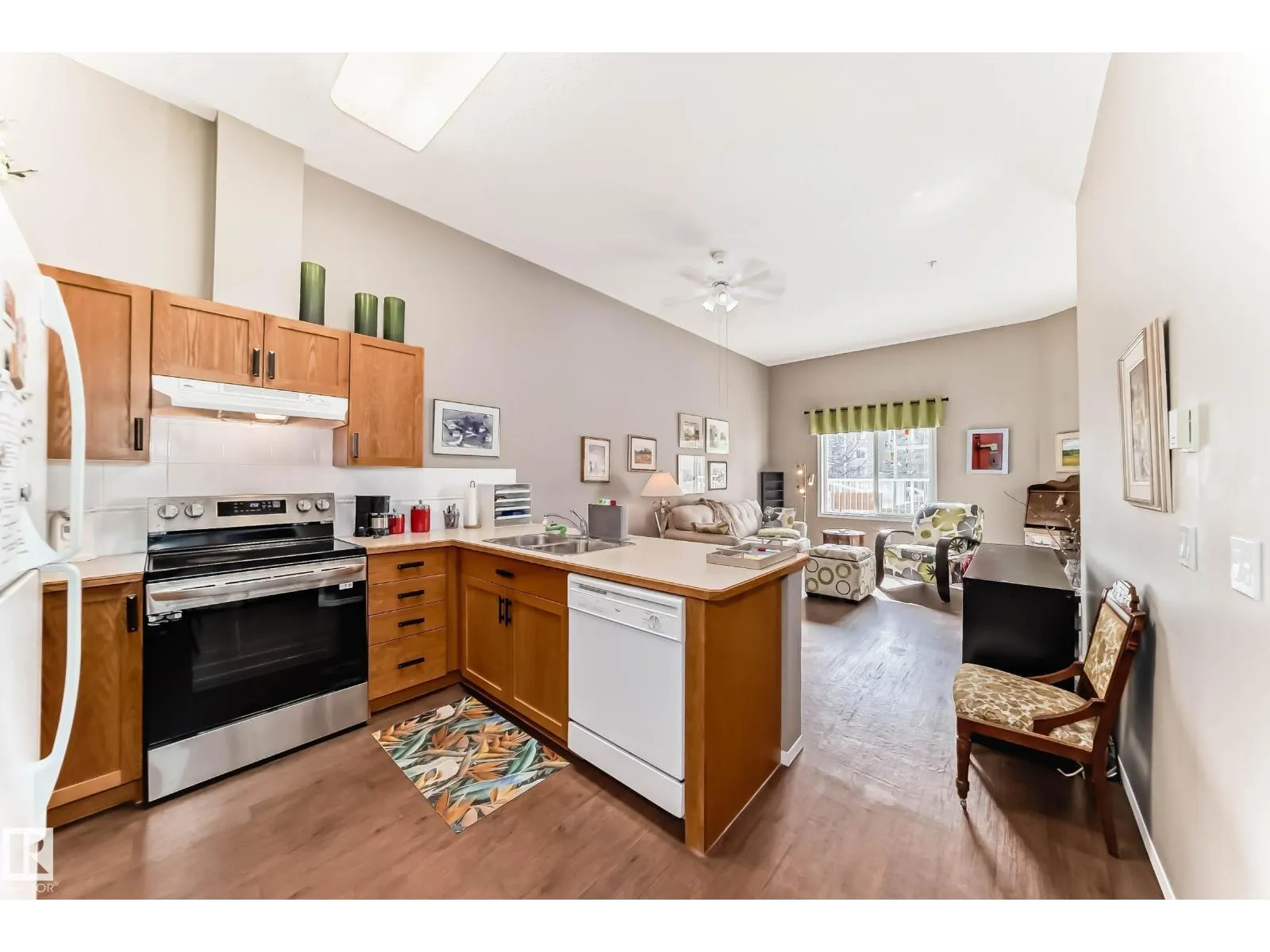 #134 78 MCKENNEY AV