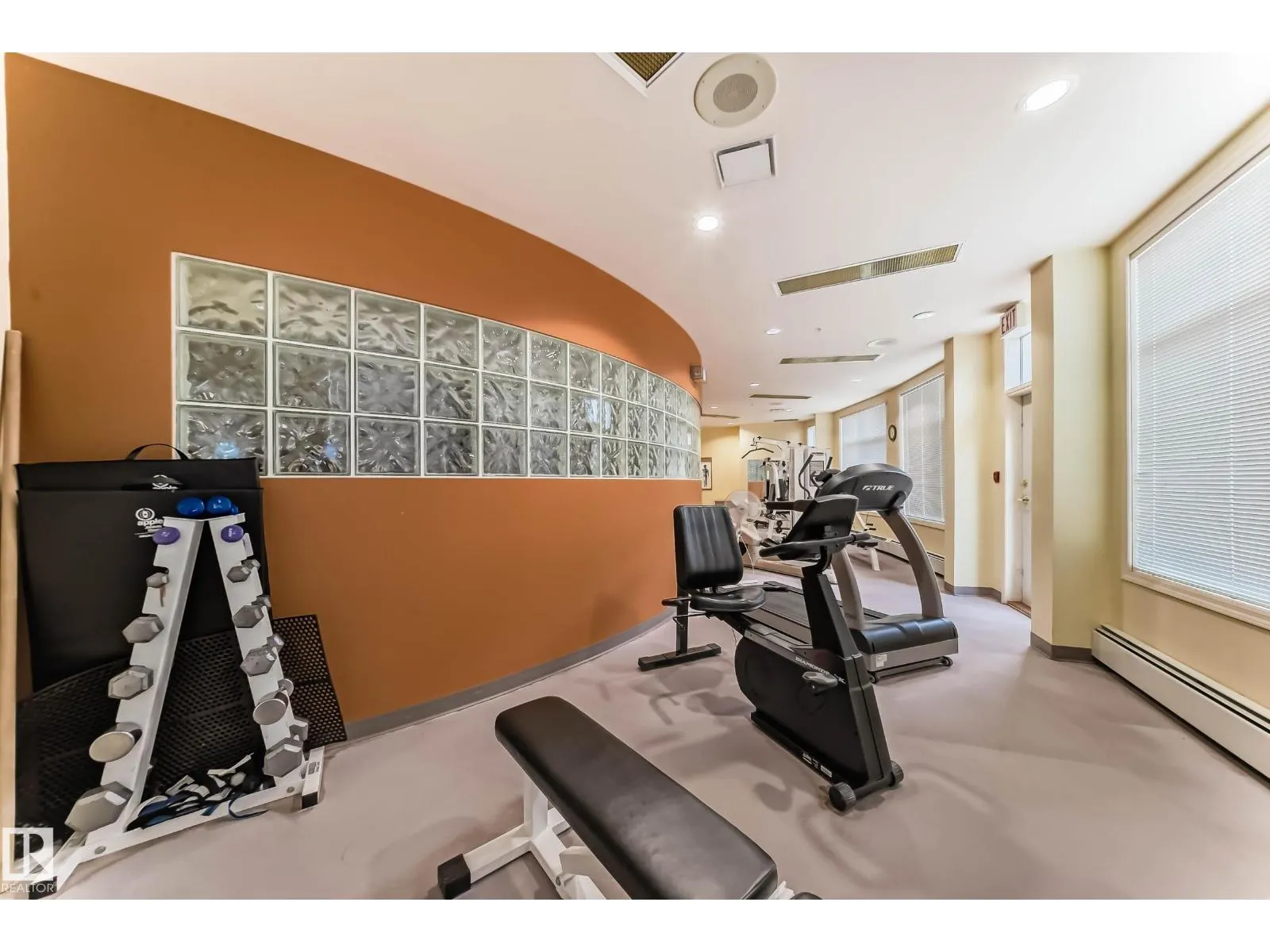 #134 78 MCKENNEY AV