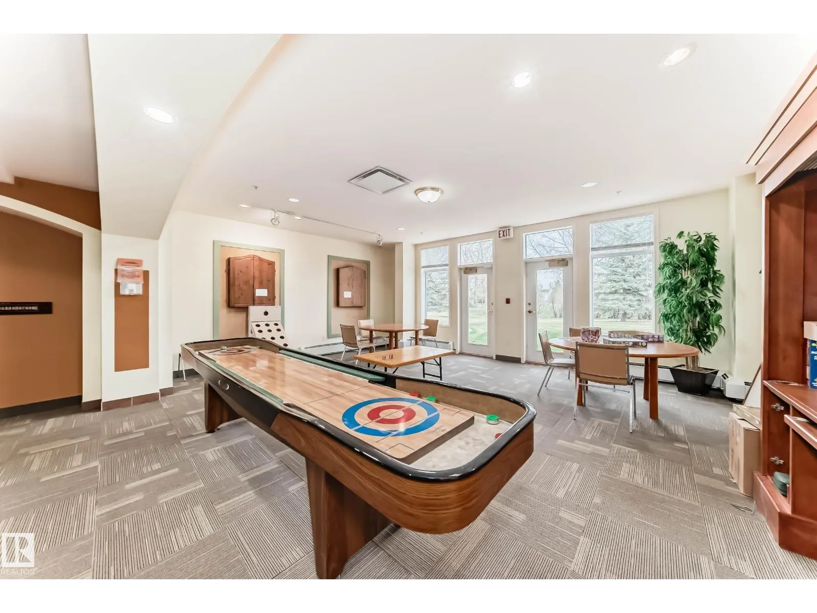 #134 78 MCKENNEY AV
