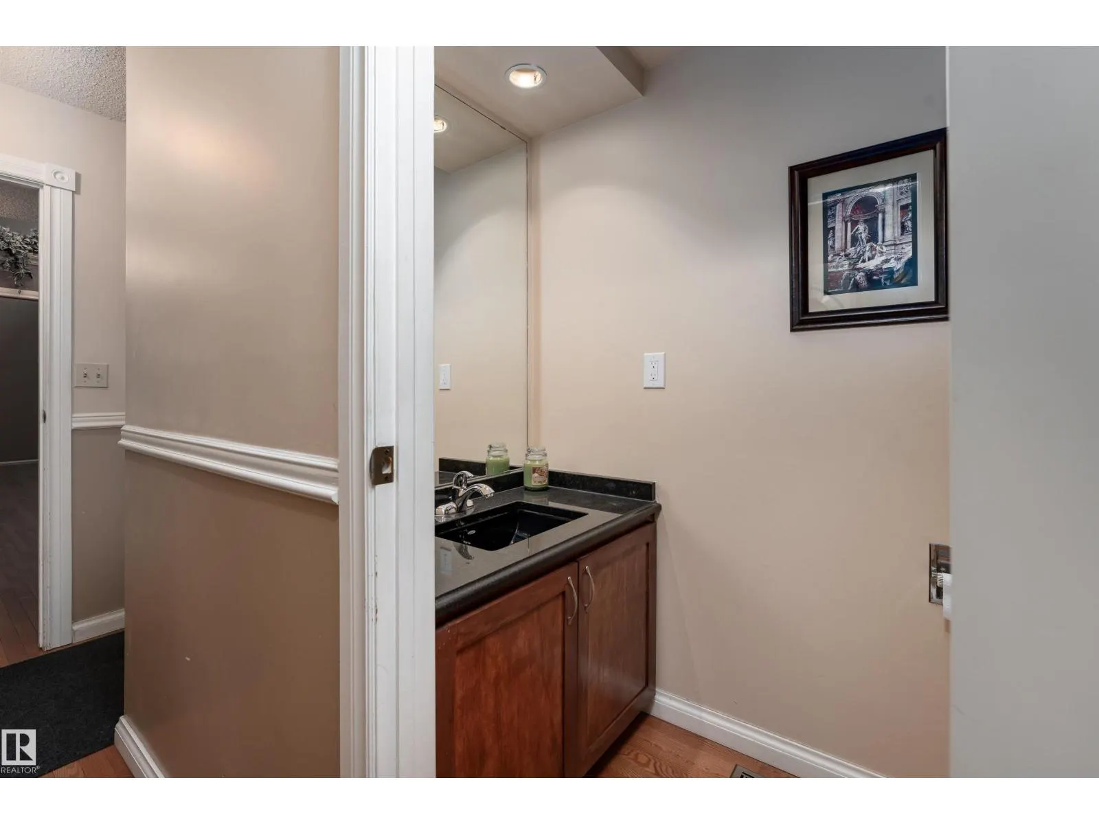 5310 39B AV NW