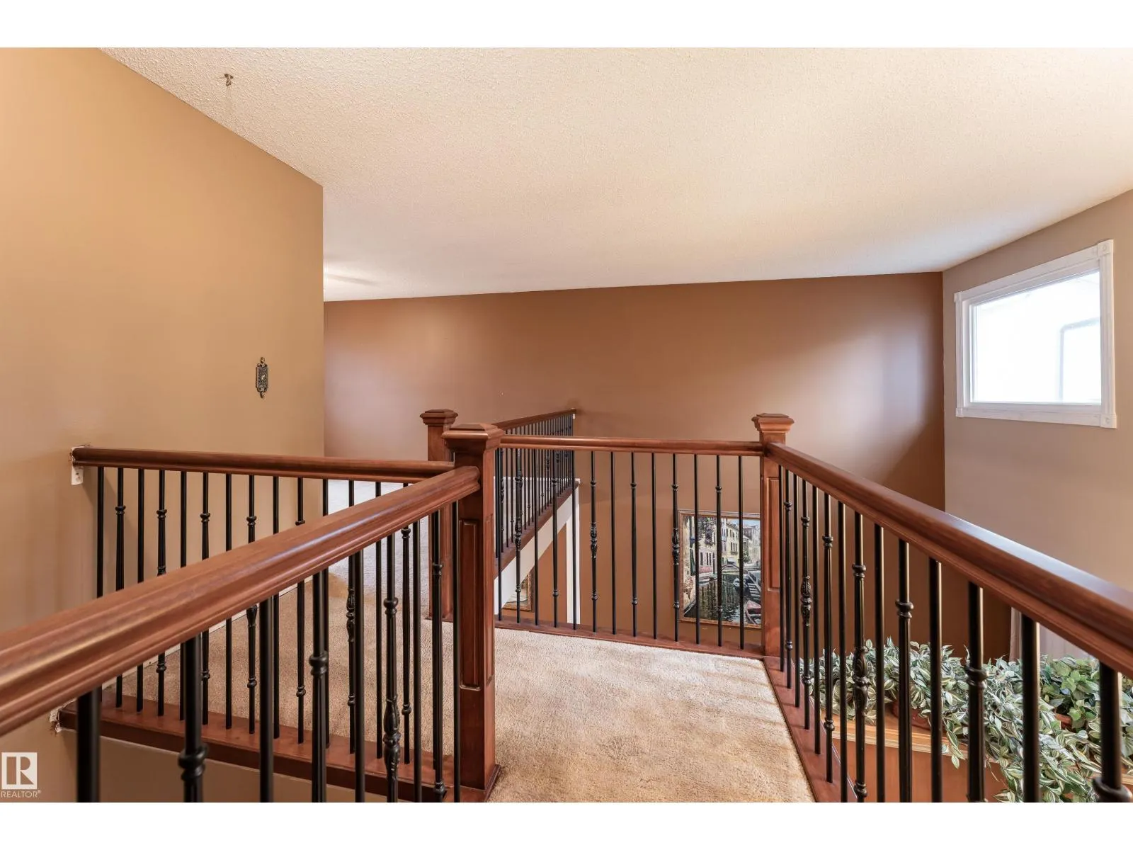 5310 39B AV NW