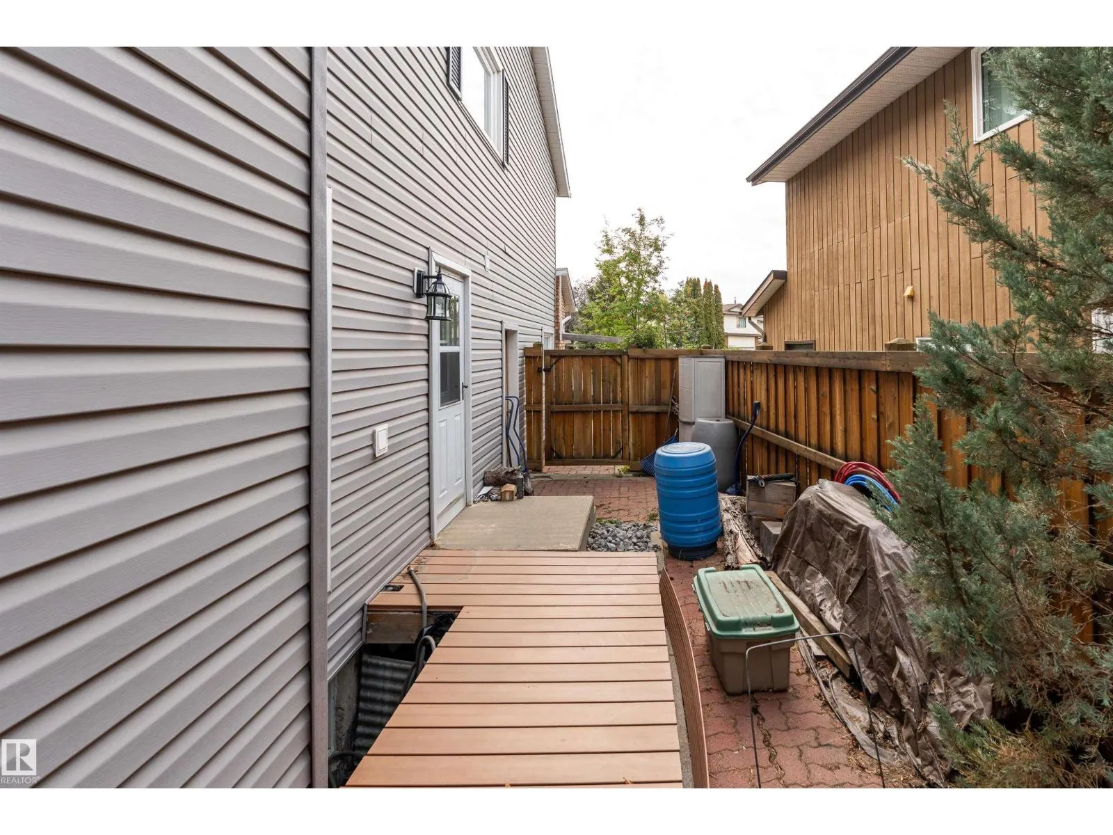 5310 39B AV NW