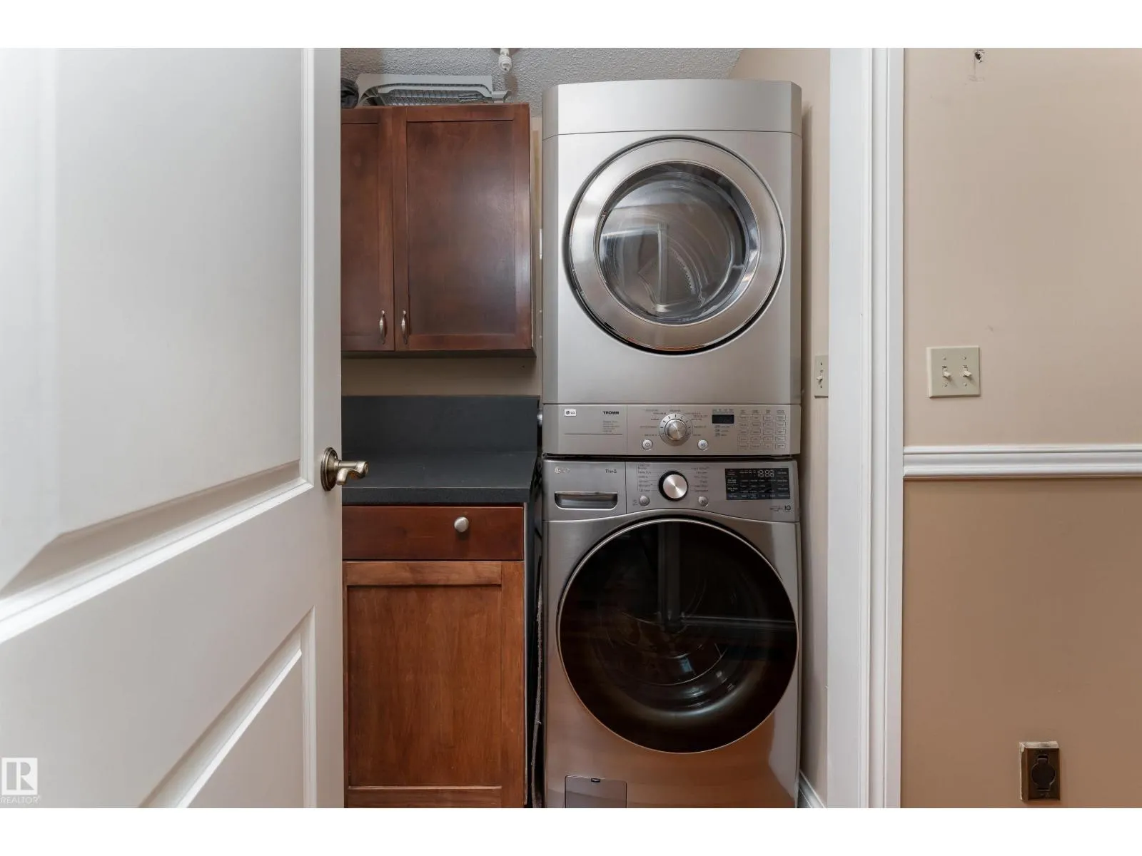 5310 39B AV NW