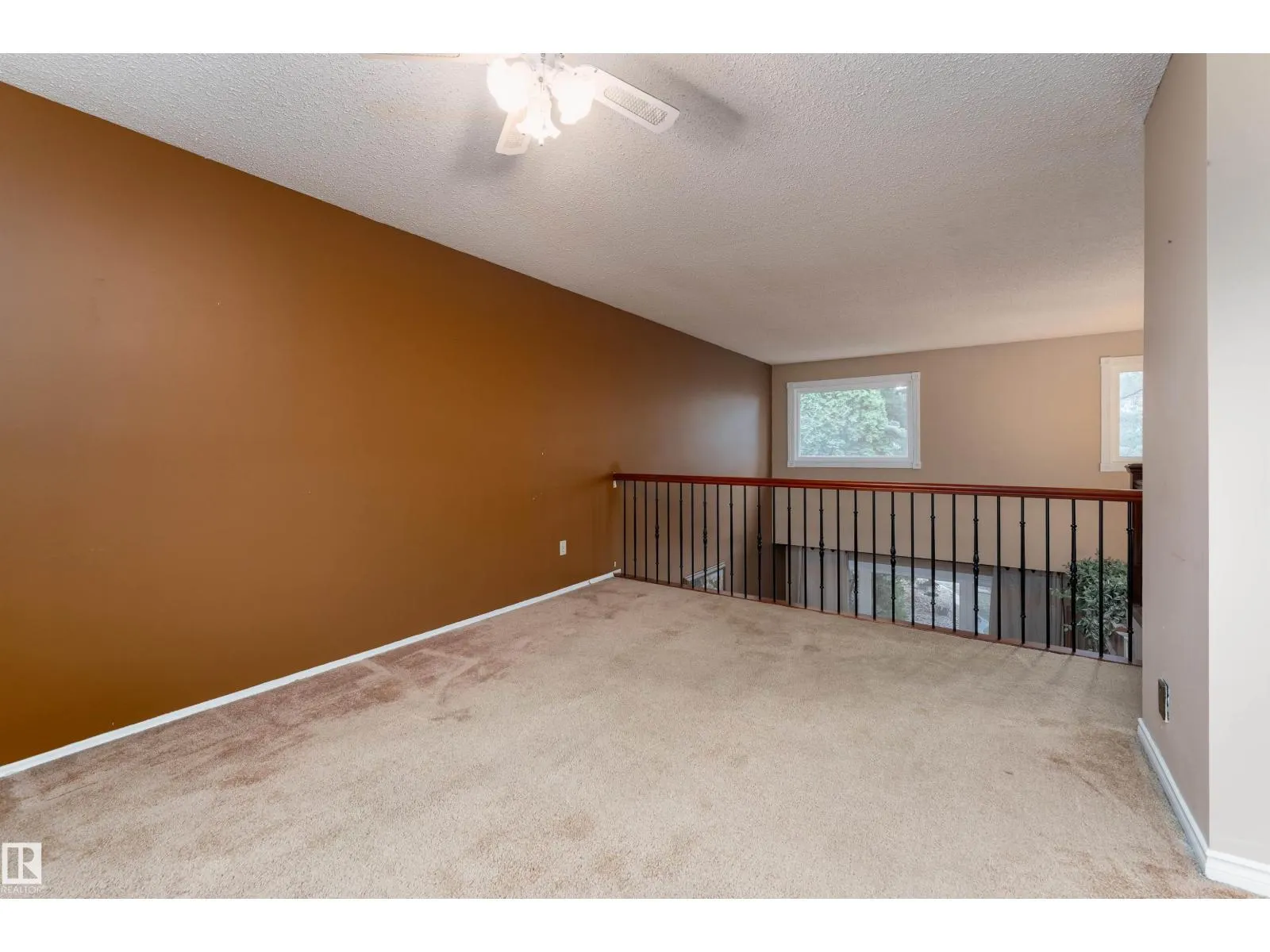 5310 39B AV NW