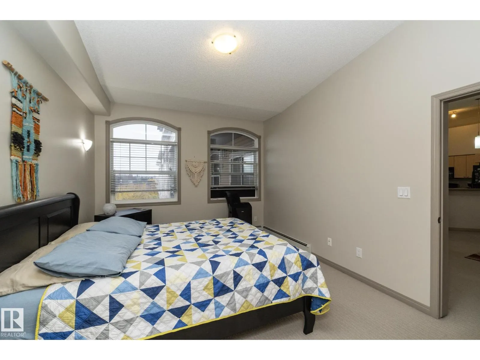 #407 5280 Terwillegar BV NW