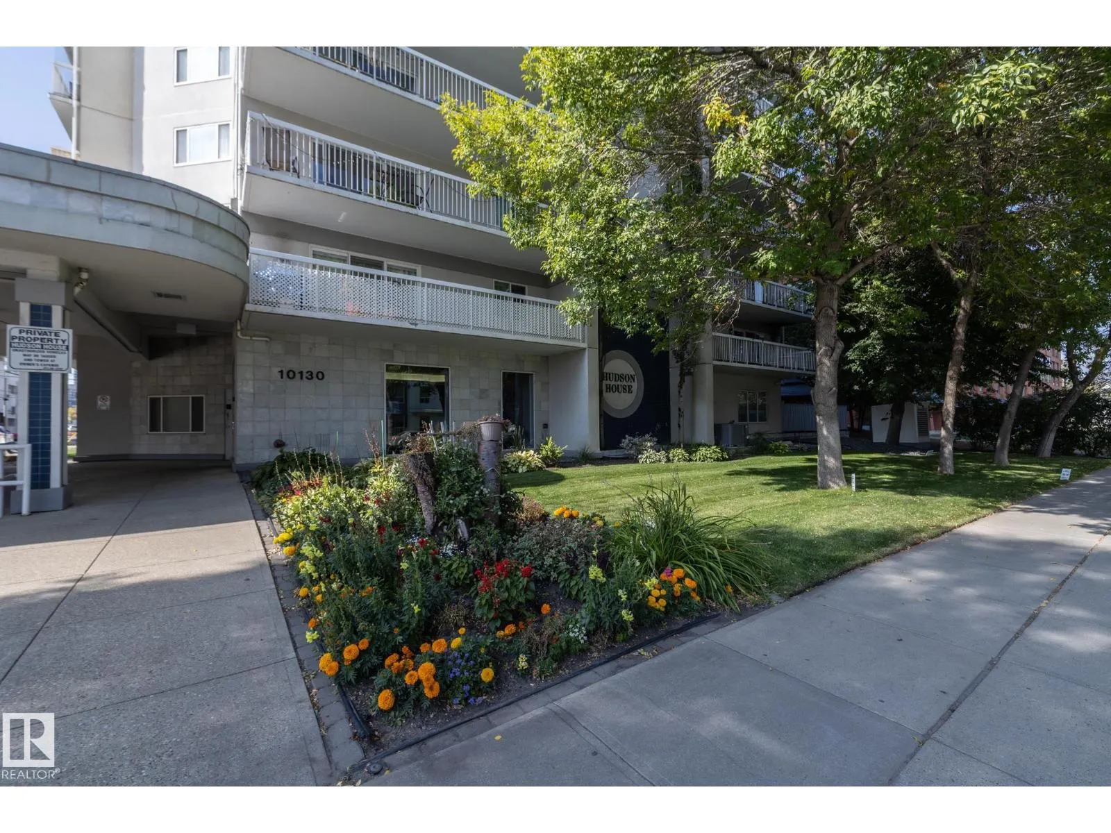 #205 10130 114 ST NW