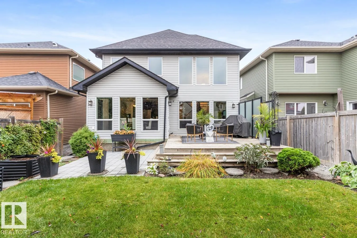 7243 ESSEX WY