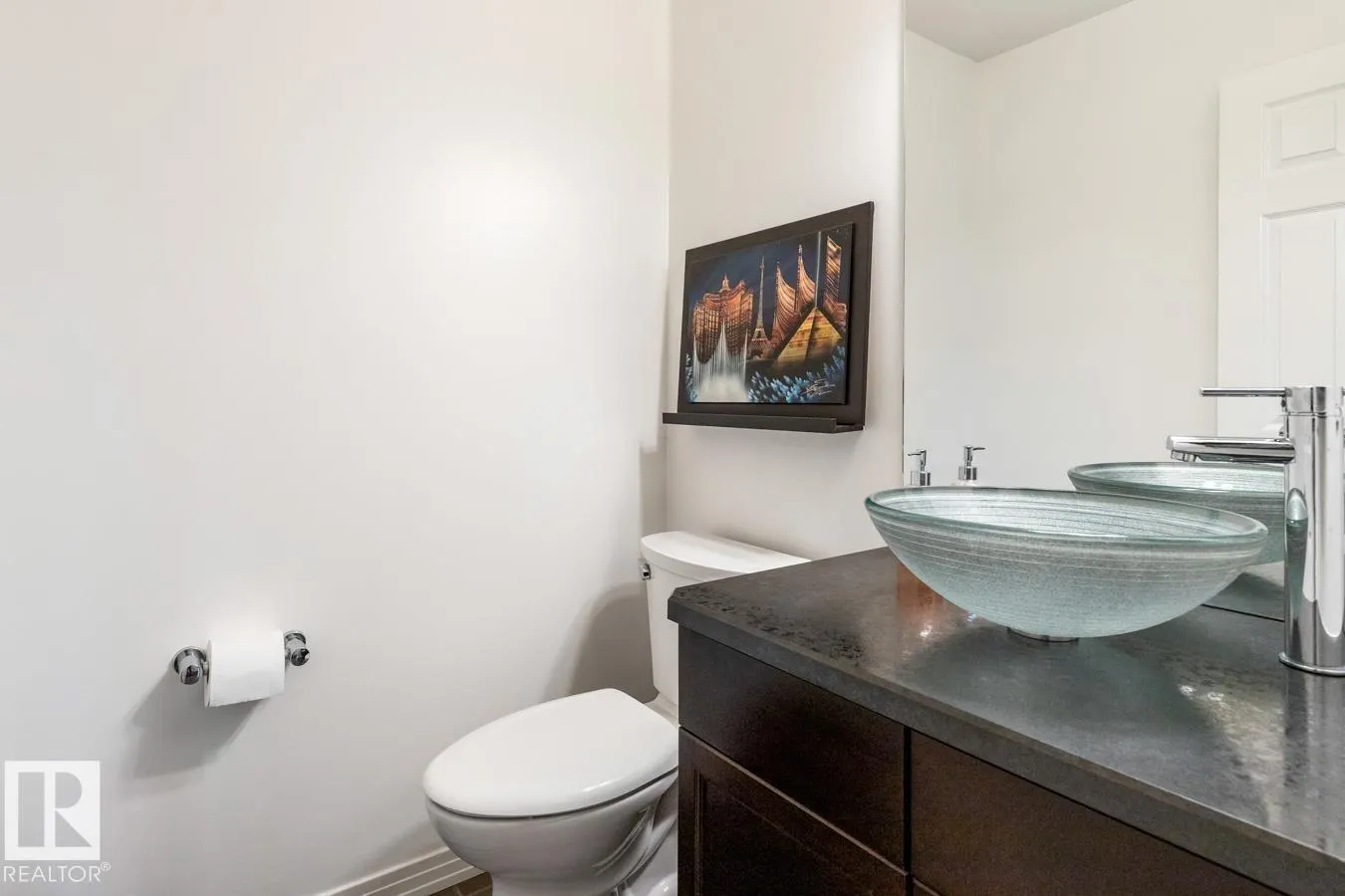 7243 ESSEX WY