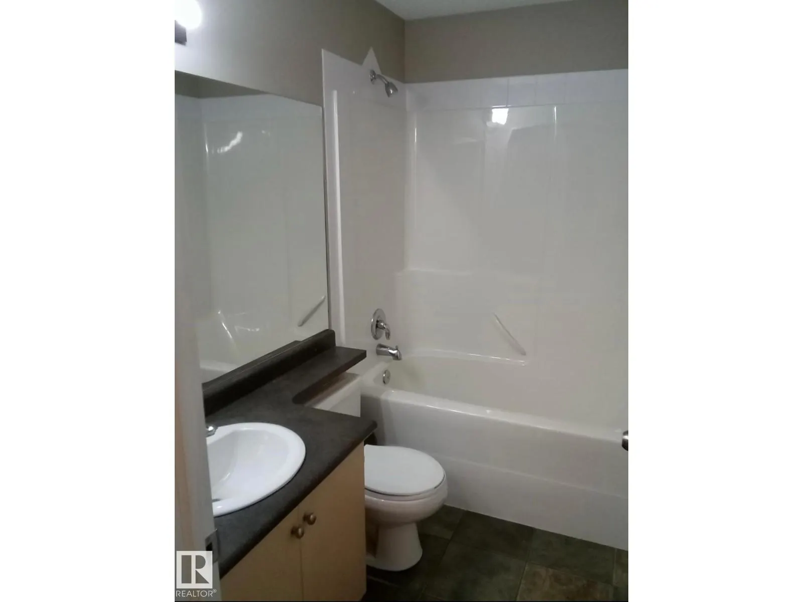 7905 12 AV SW