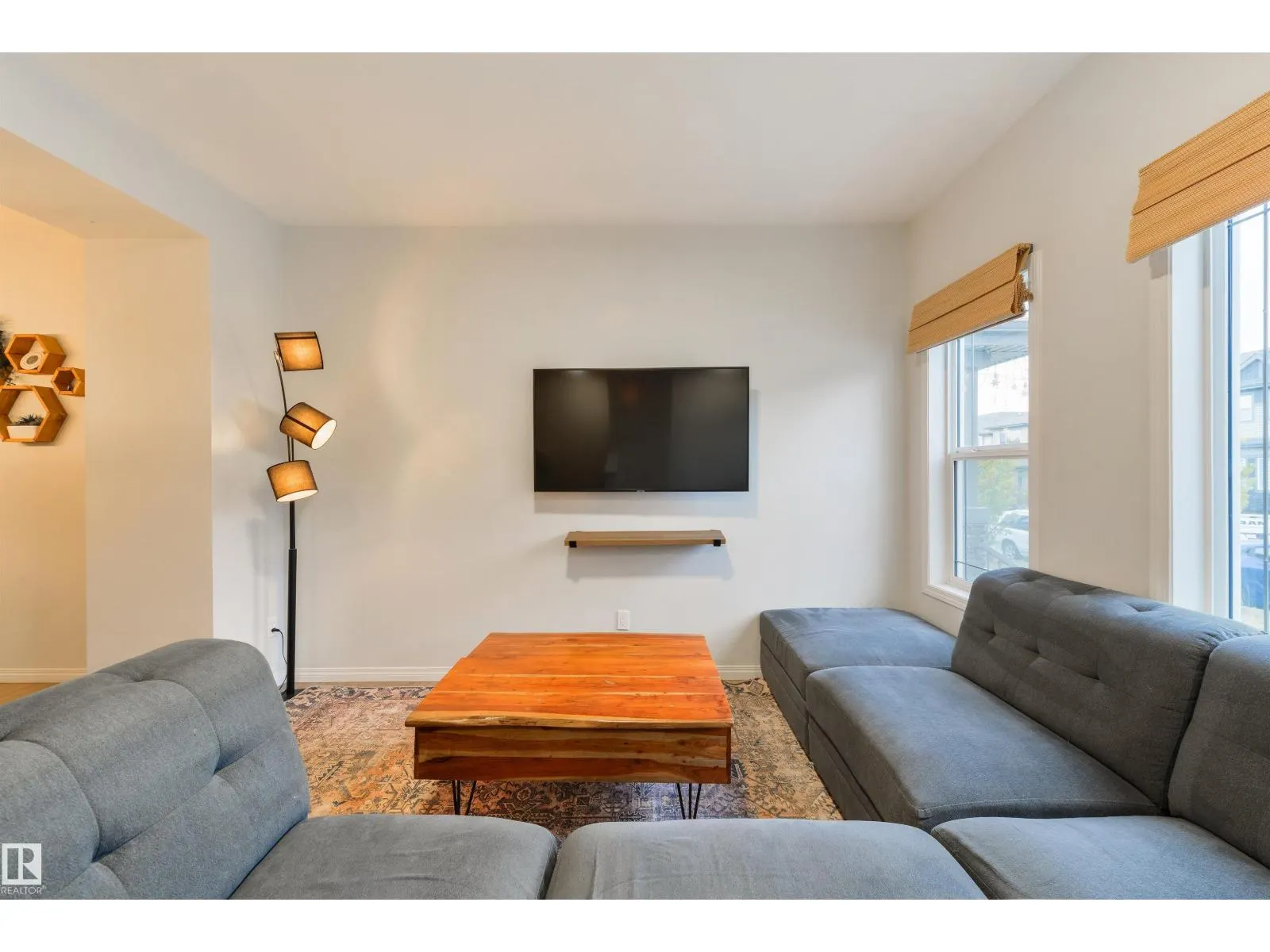 17648 62 ST NW