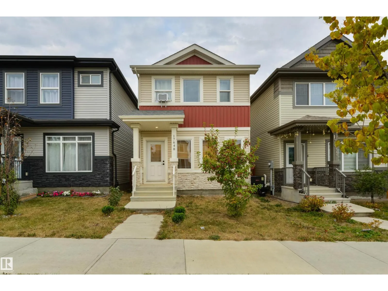 17648 62 ST NW