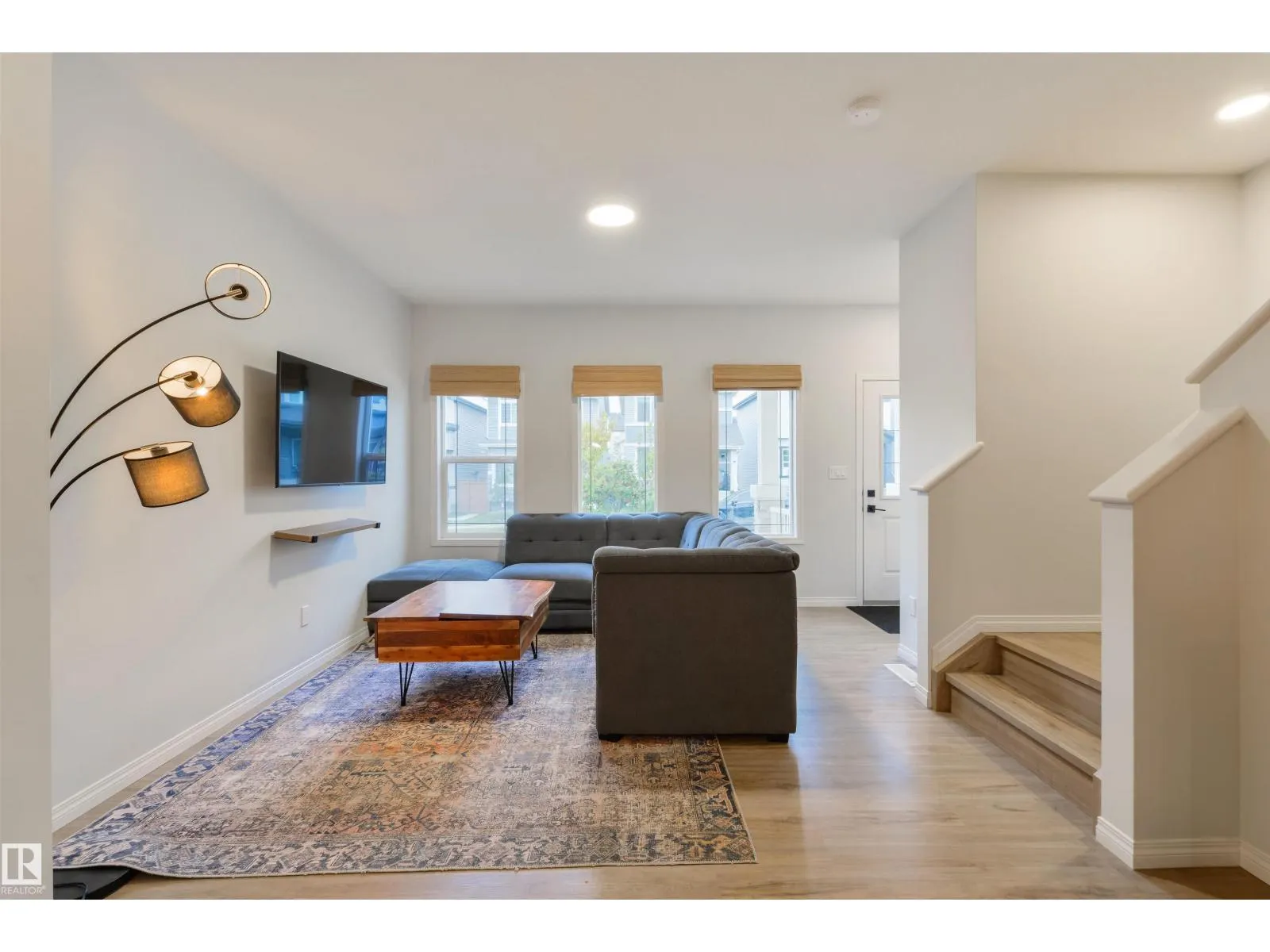 17648 62 ST NW